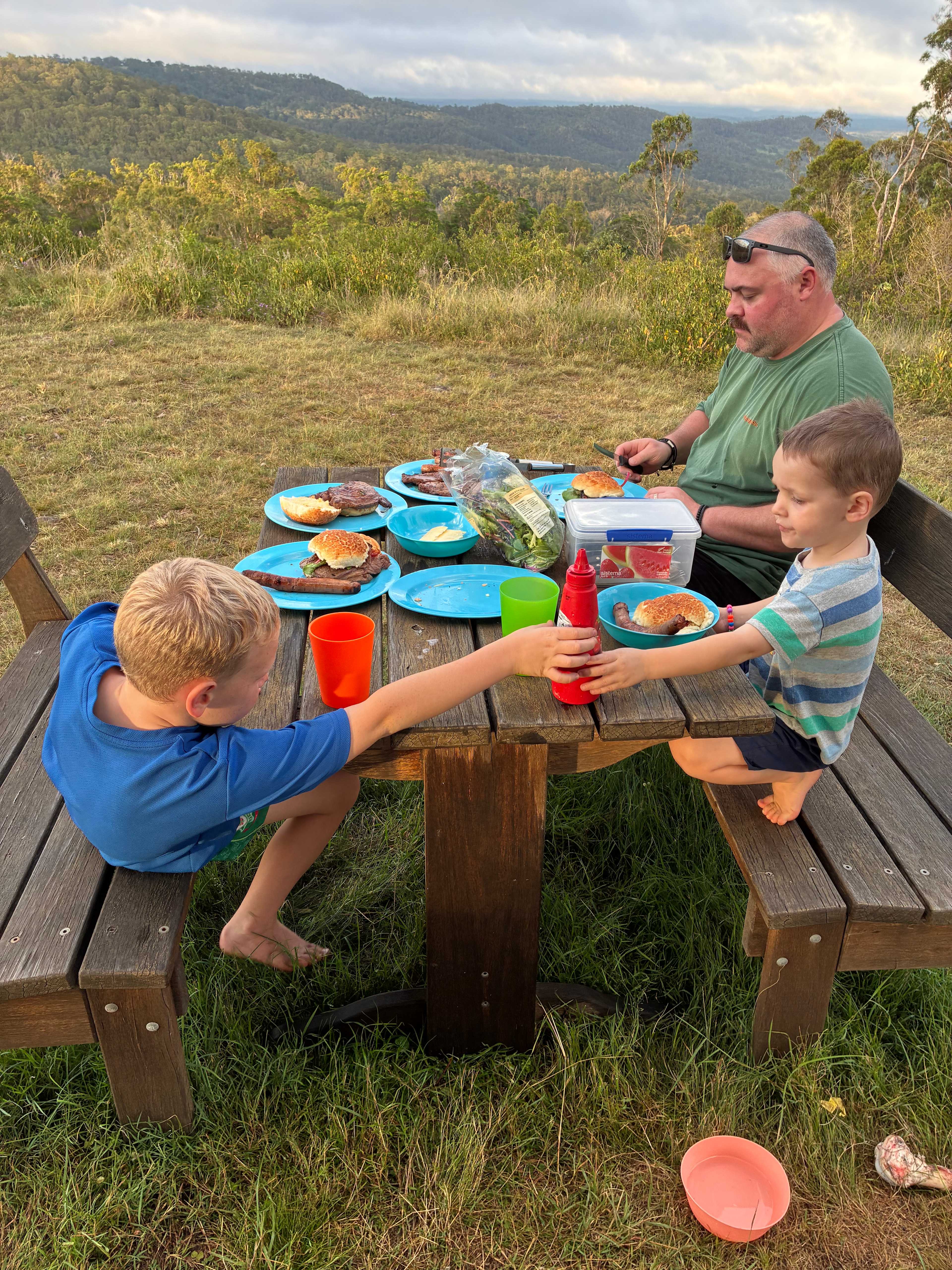 Hilltop Farm, Camping and Glamping.