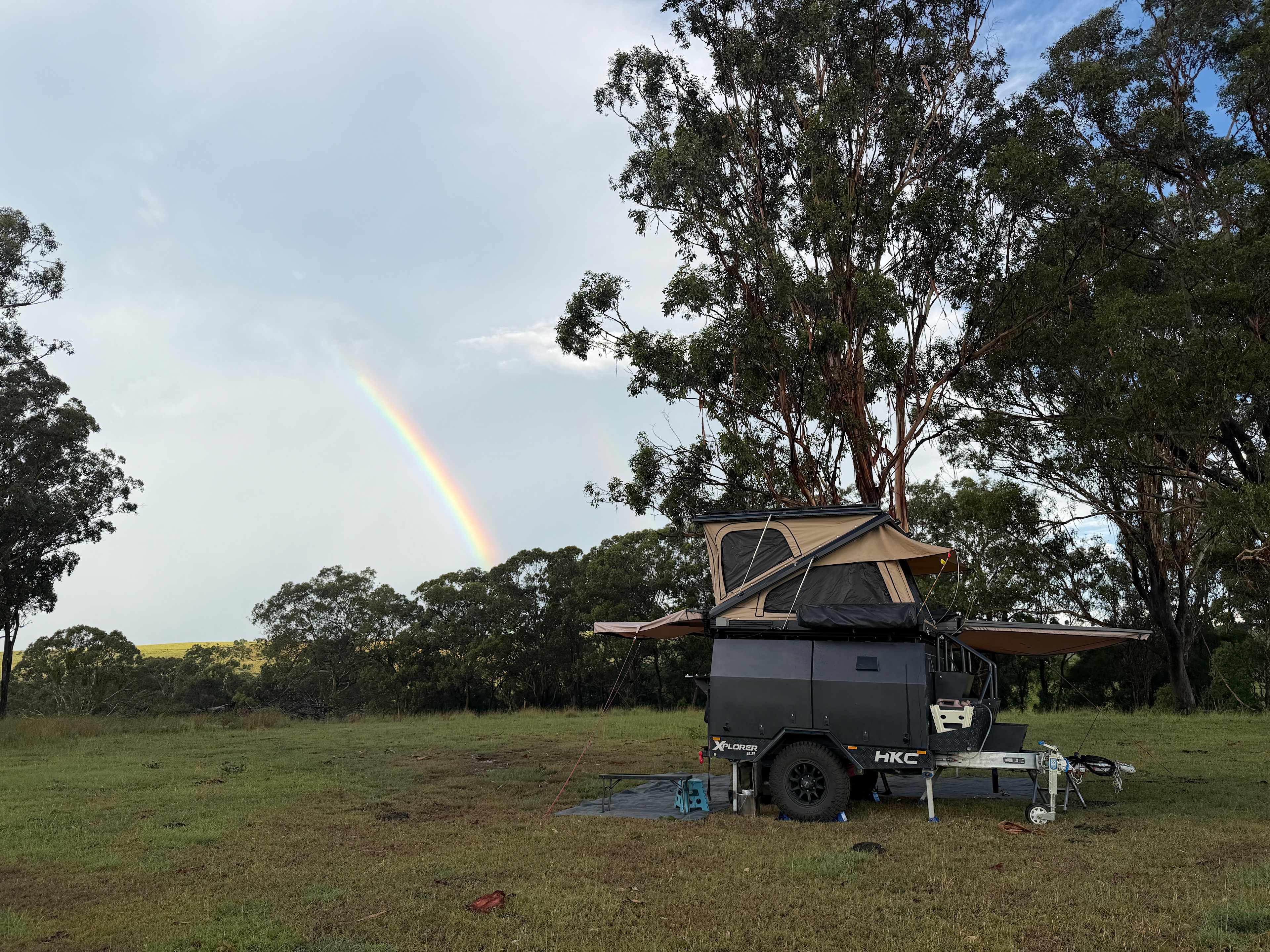 Empty Pockets creek-side Farm Stay