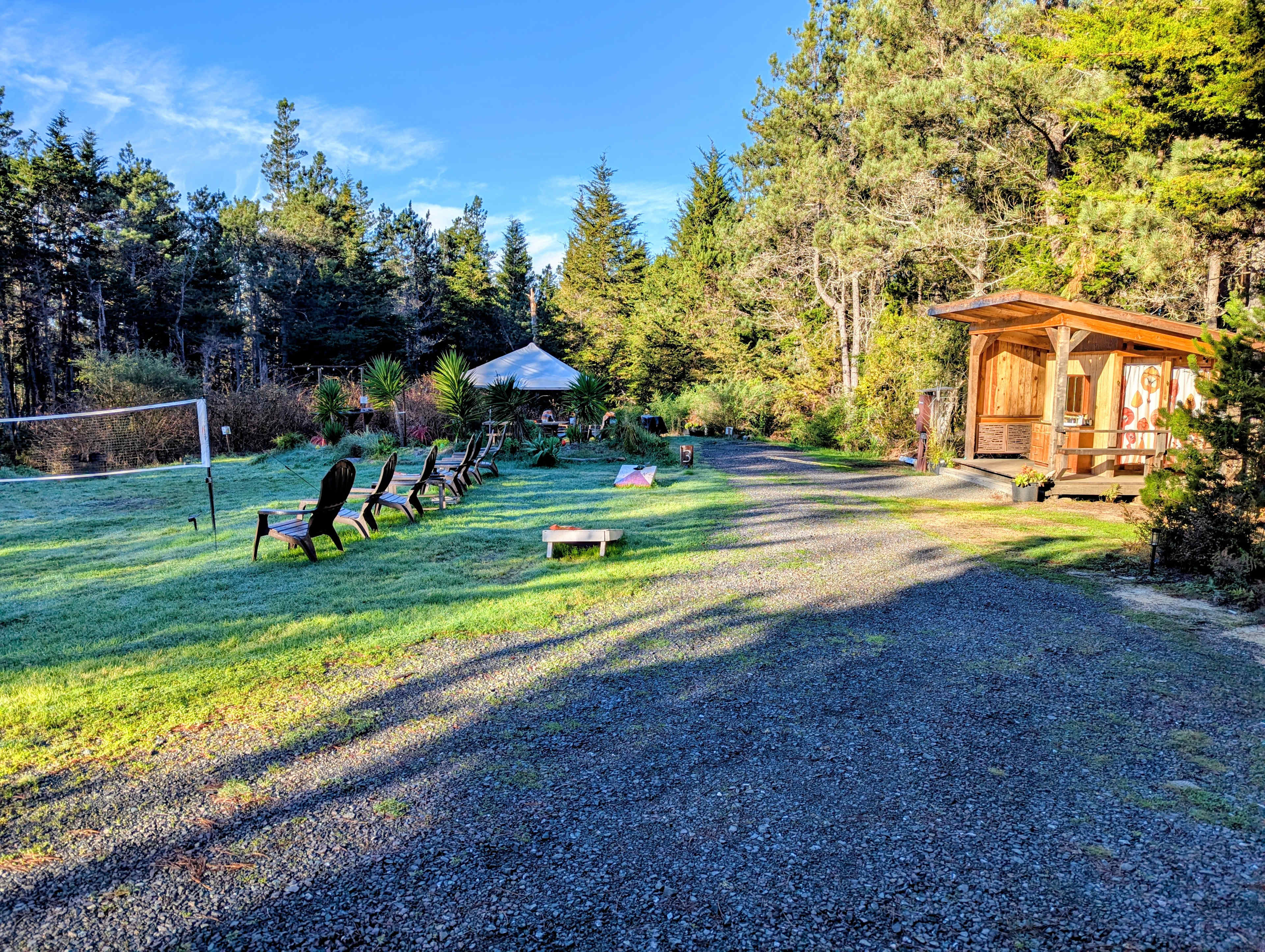 Looking from the drive towards common area and bathroom 