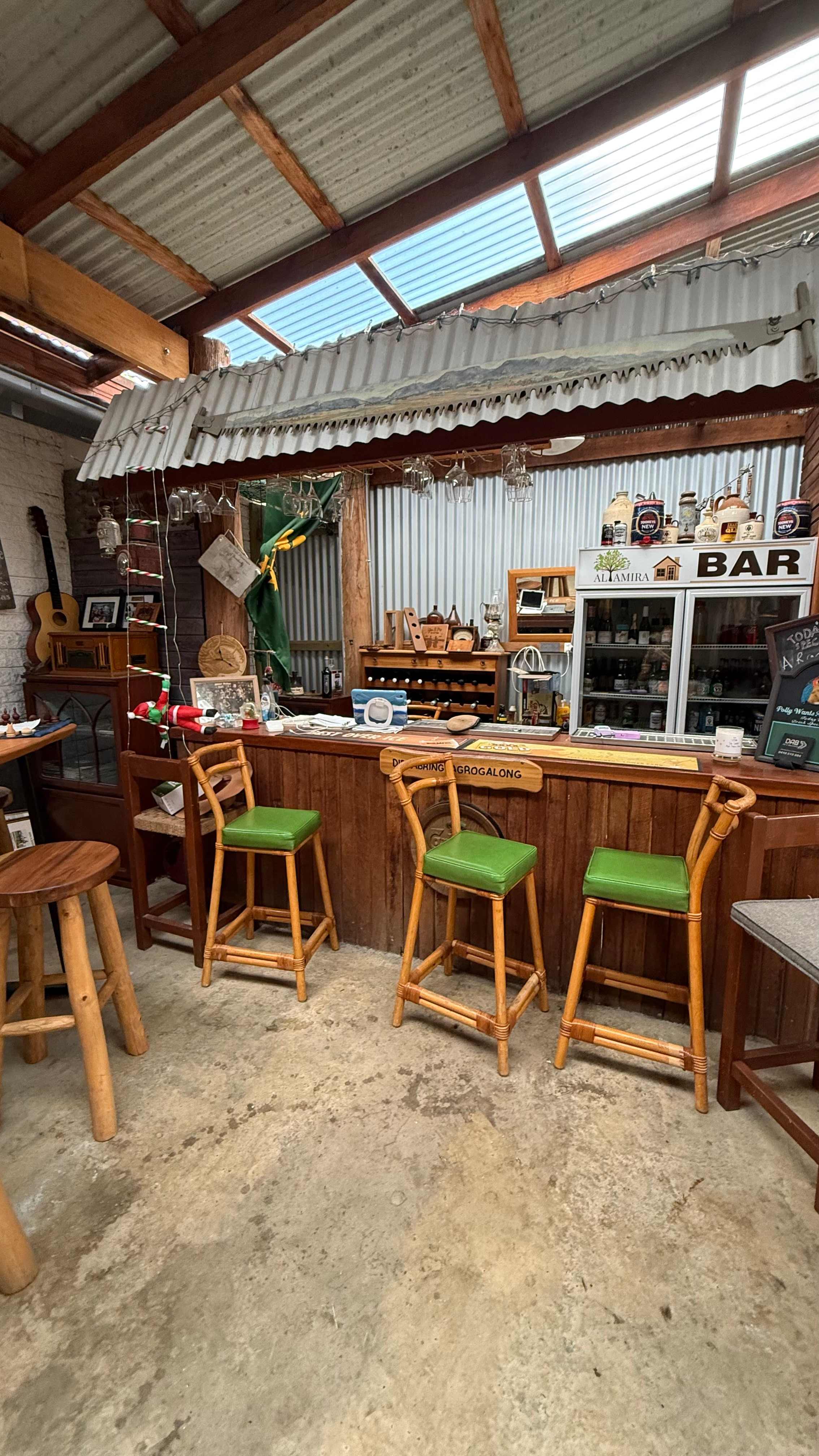 Altamira Along Bakers Creek