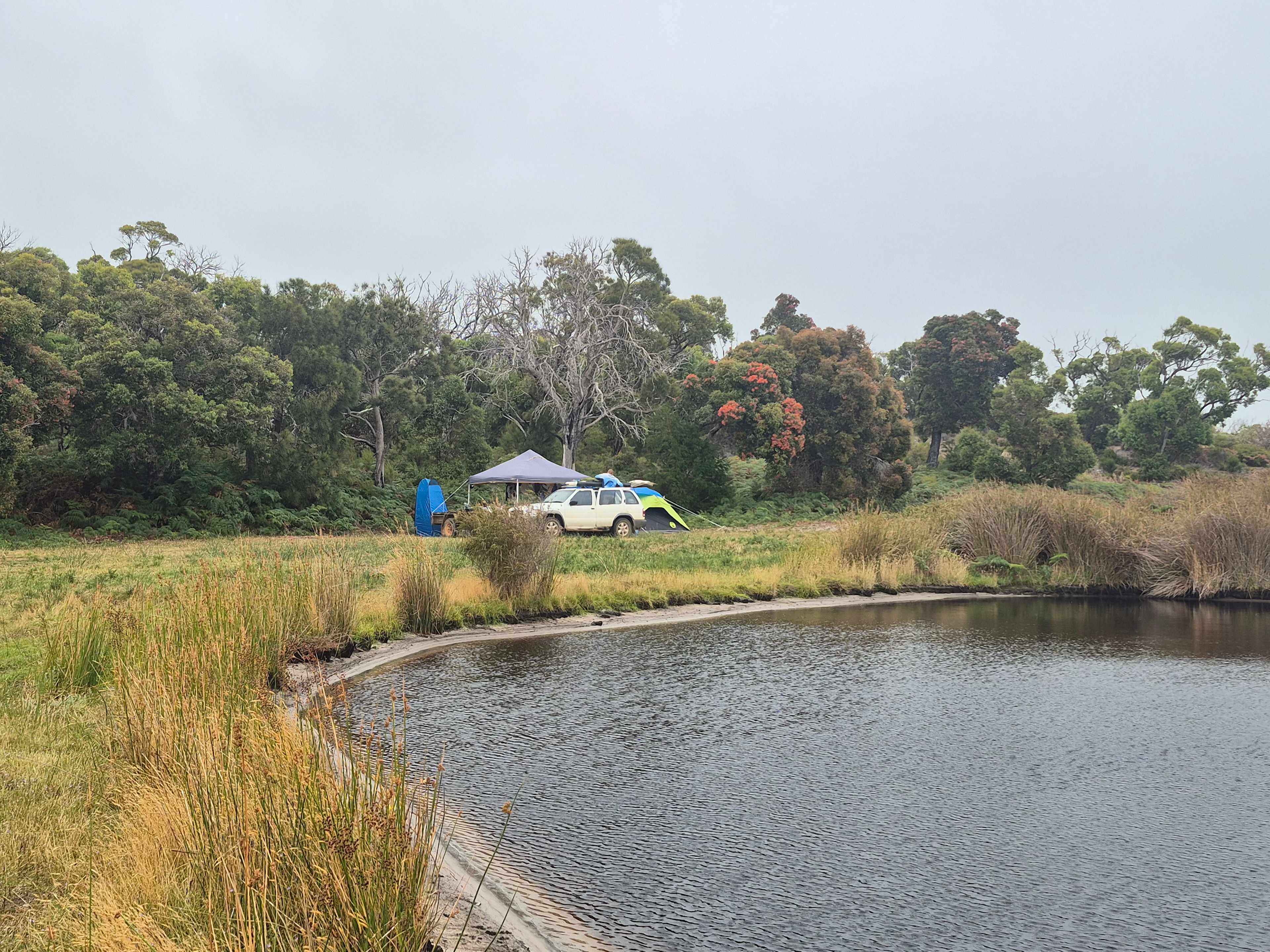 Nutkin Lodge Peaceful Bay