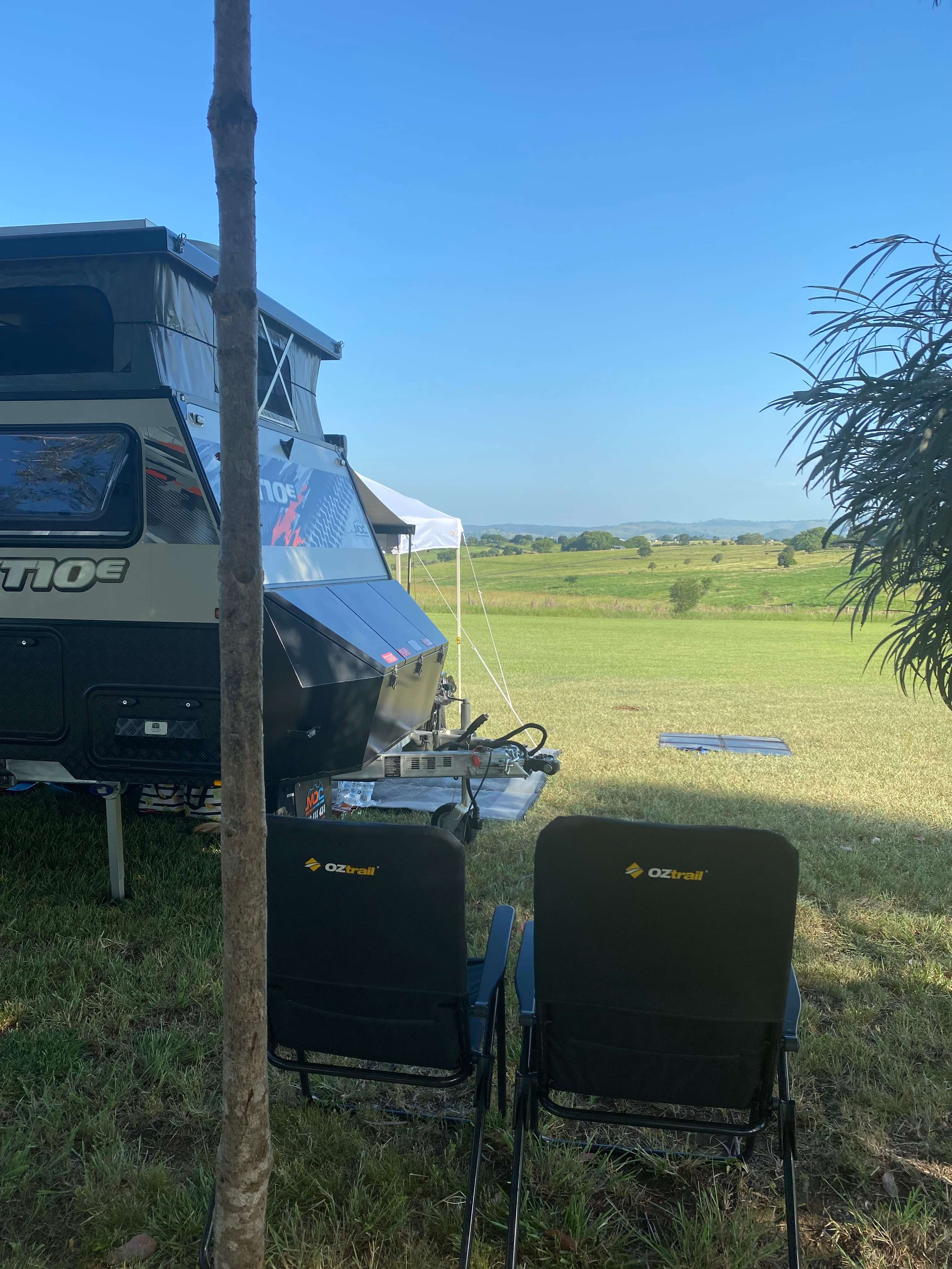 Olive View Estate - Stunning Views!