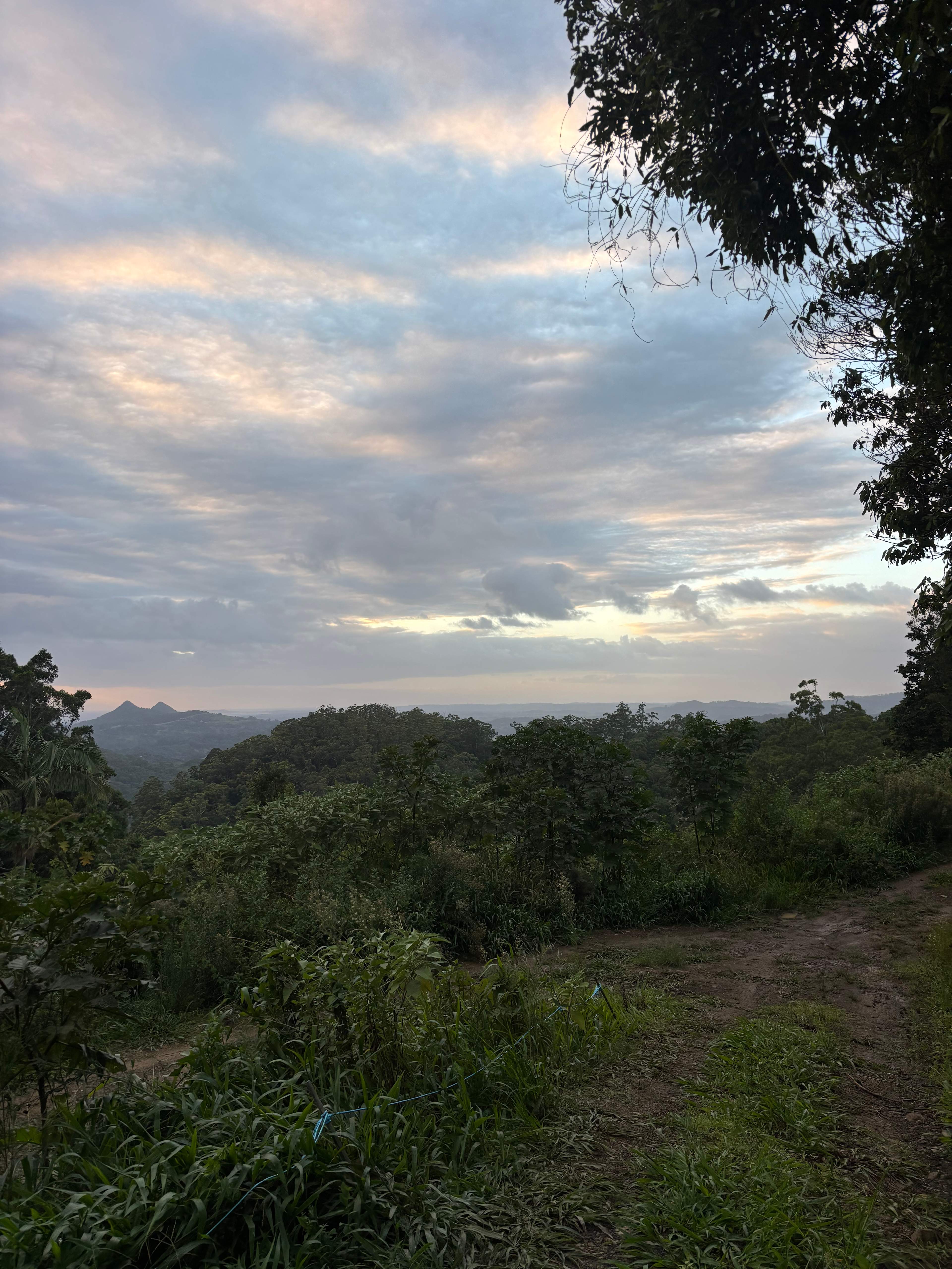 Pacific Peak - Byron Views for 4x4s