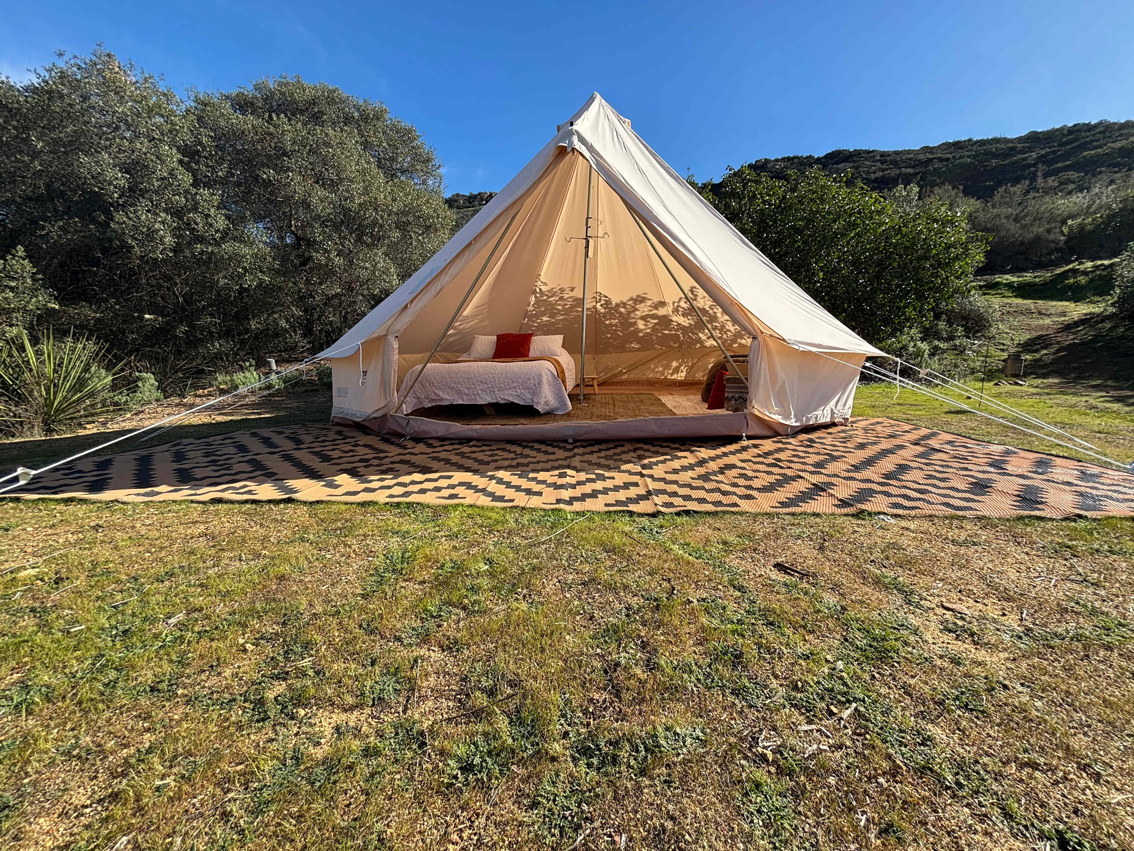 Summit Trail Hilltop Retreat