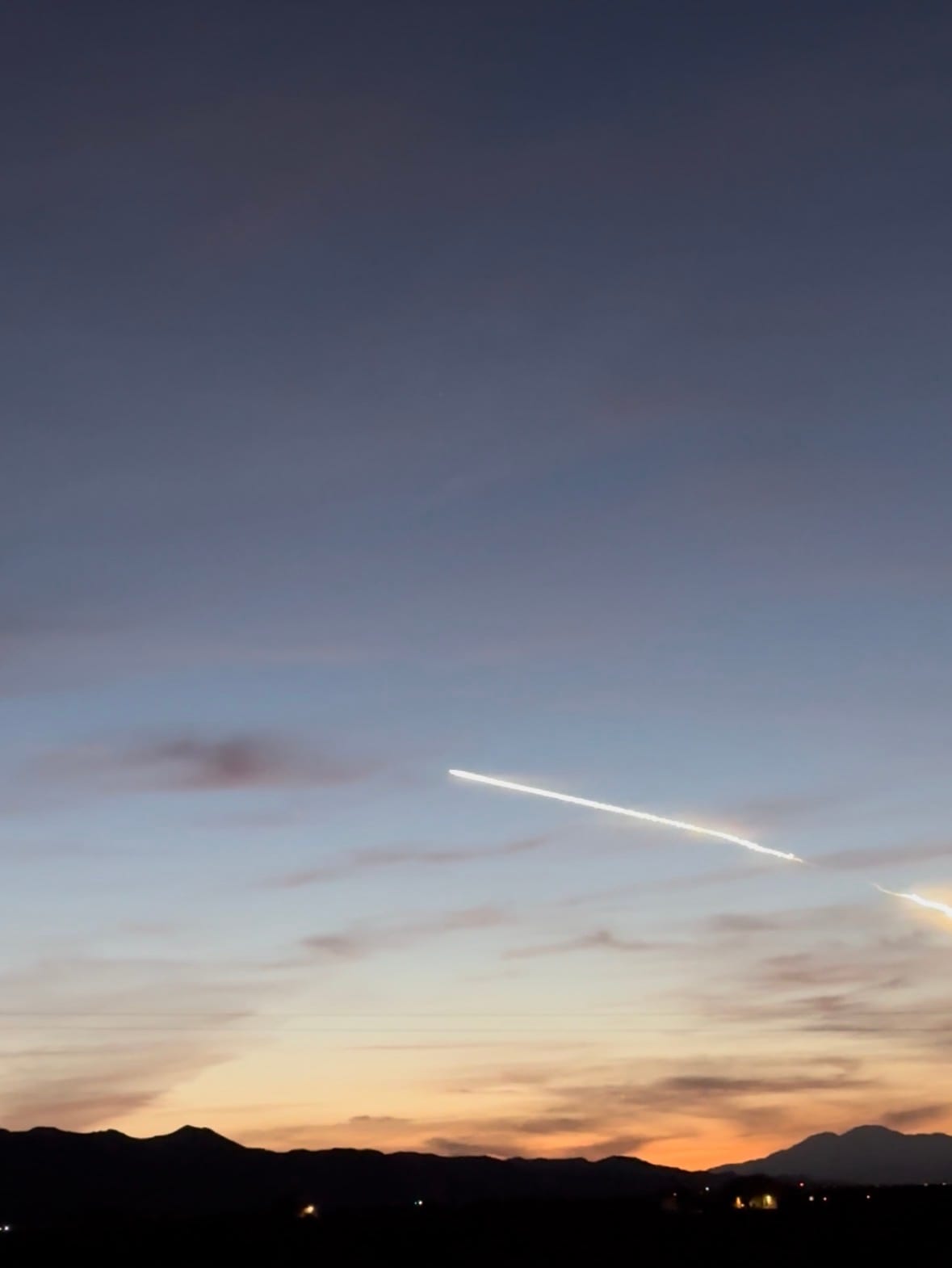 view of (possible) SpaceX launch