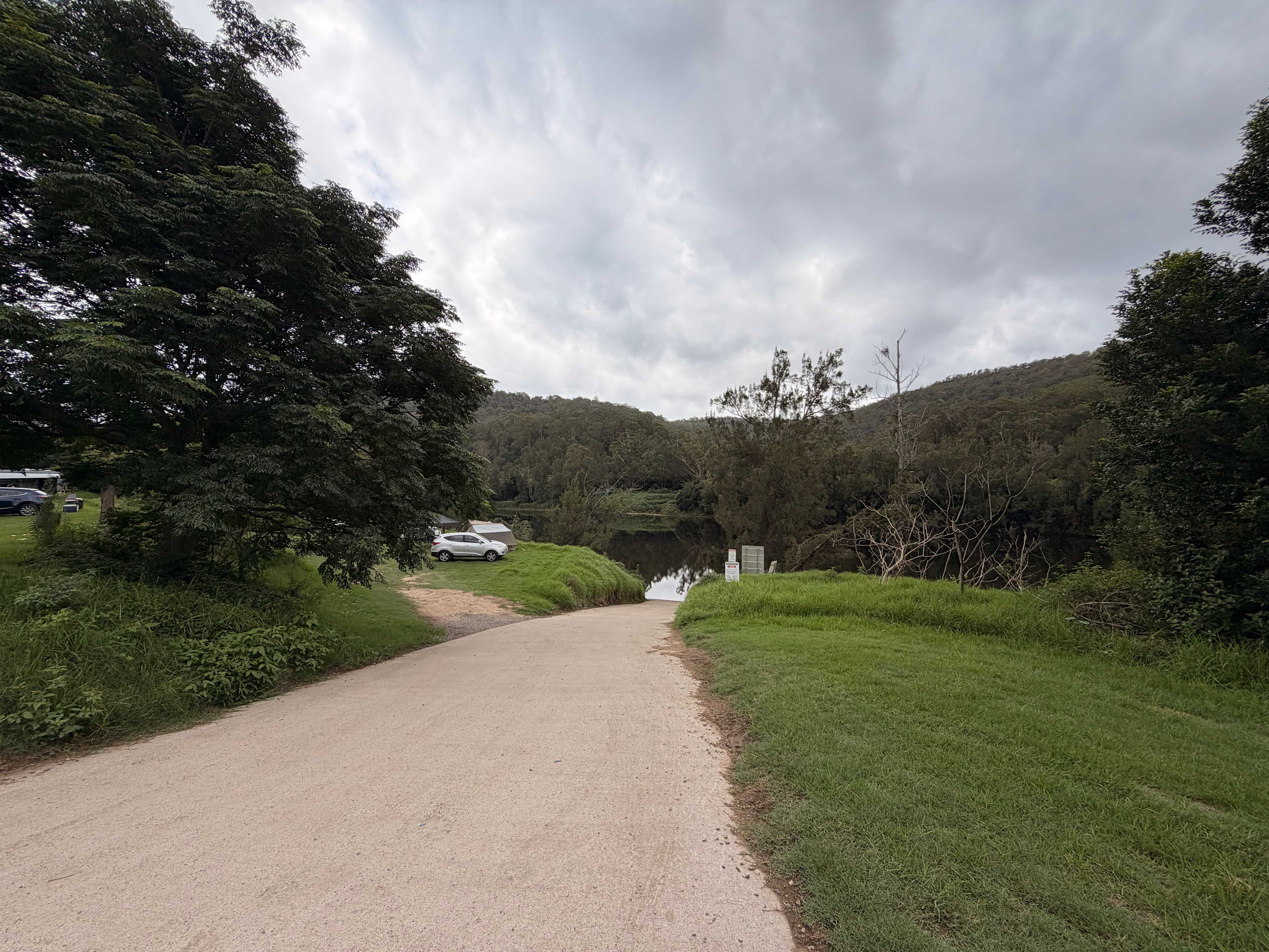 Grady's Riverside Retreat