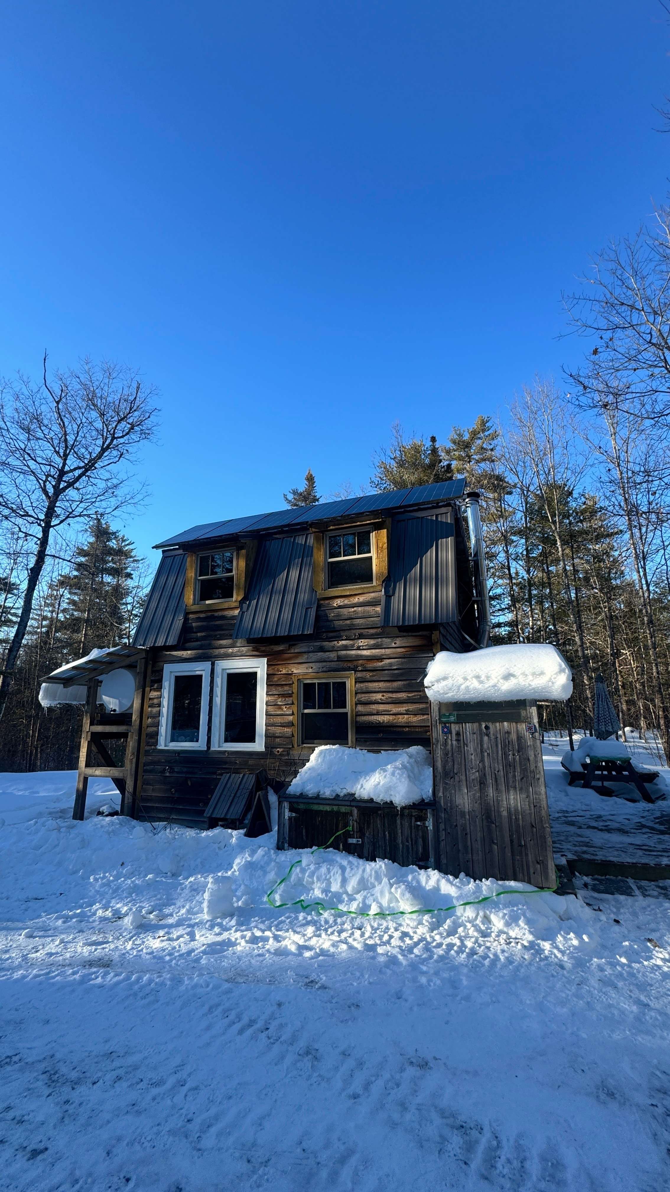Raven's Rest Tiny Cabin
