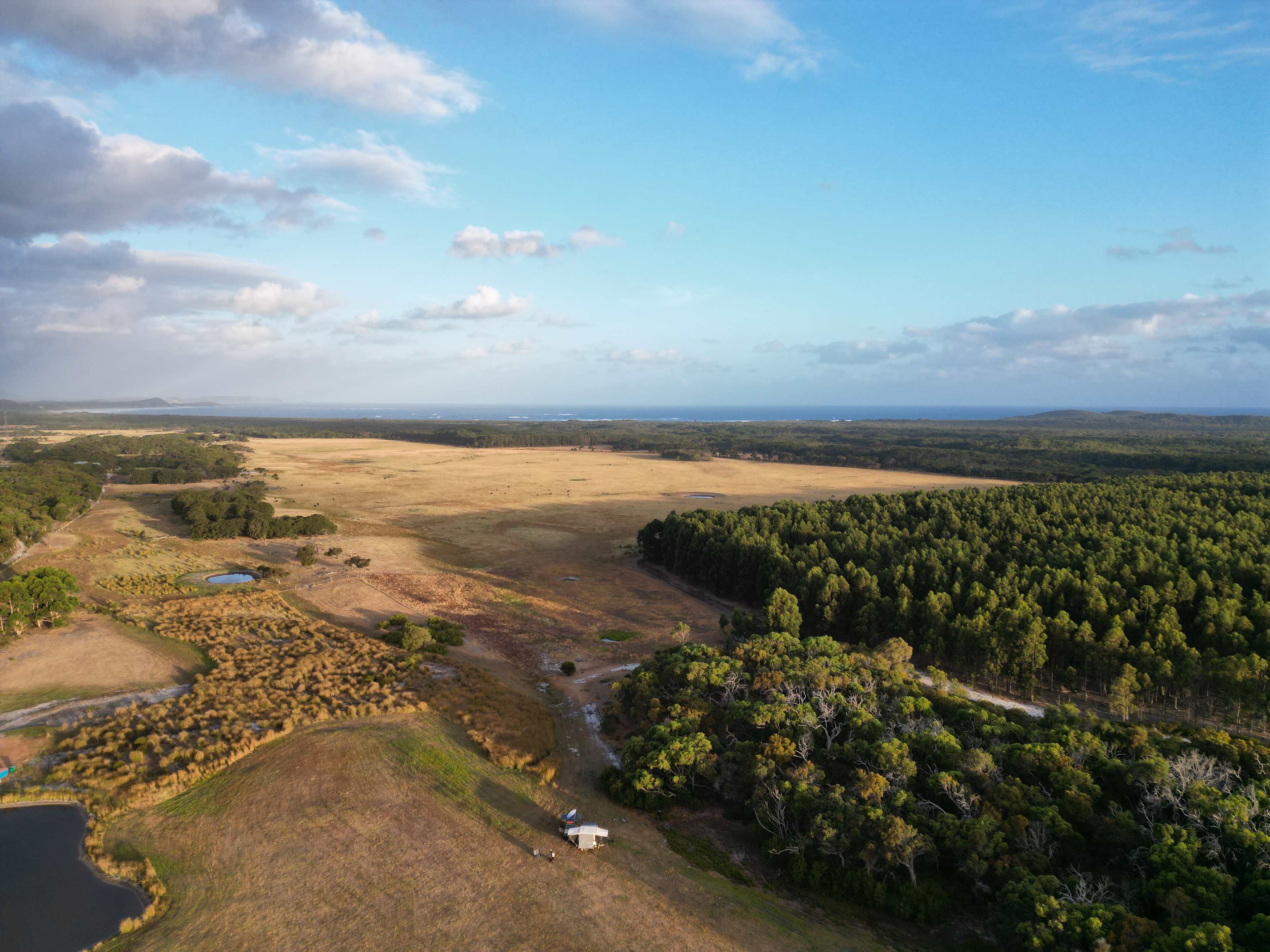 Nutkin Lodge Peaceful Bay