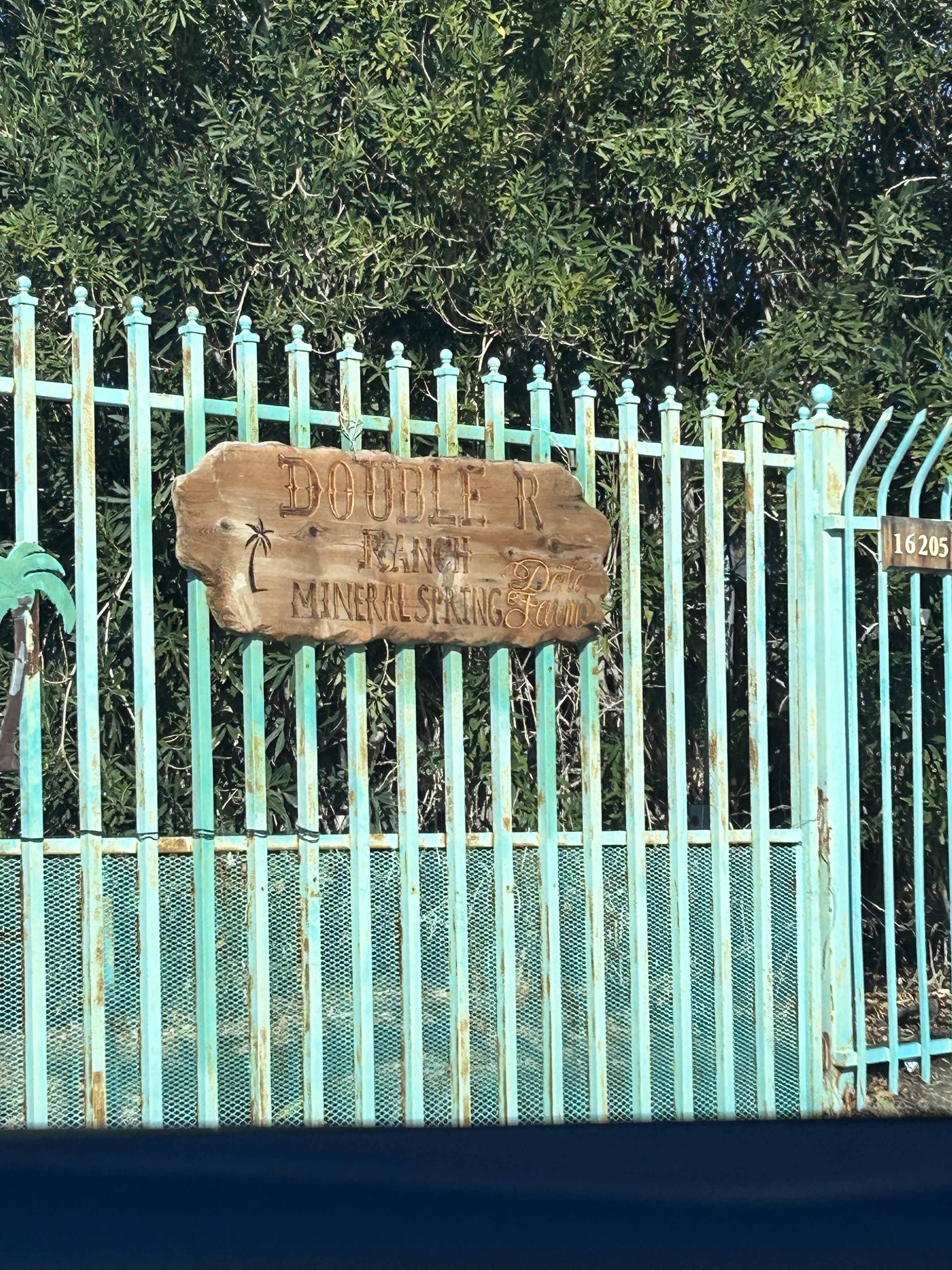 Mineral Spring Date Farm