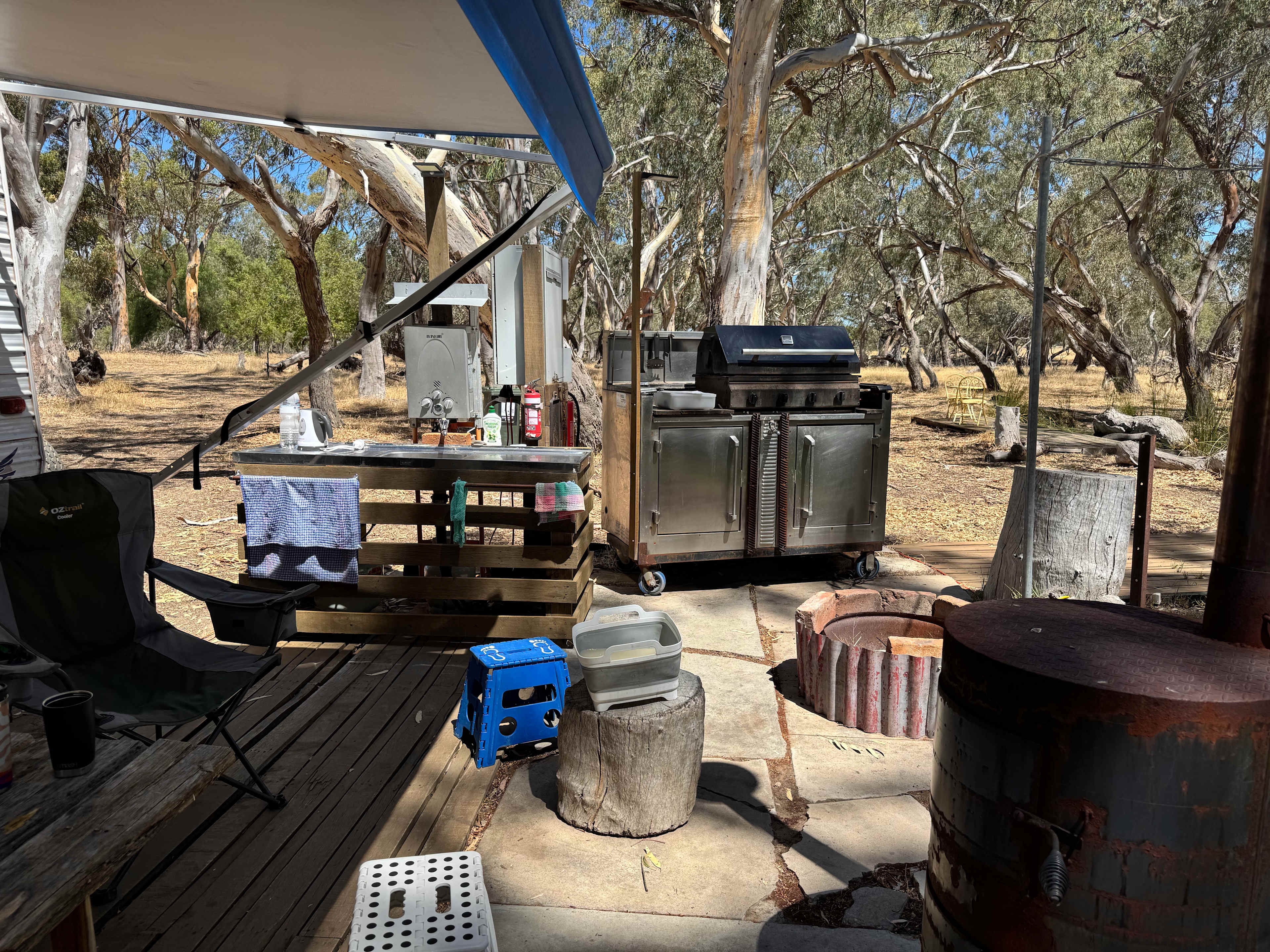 Great kitchen set up 