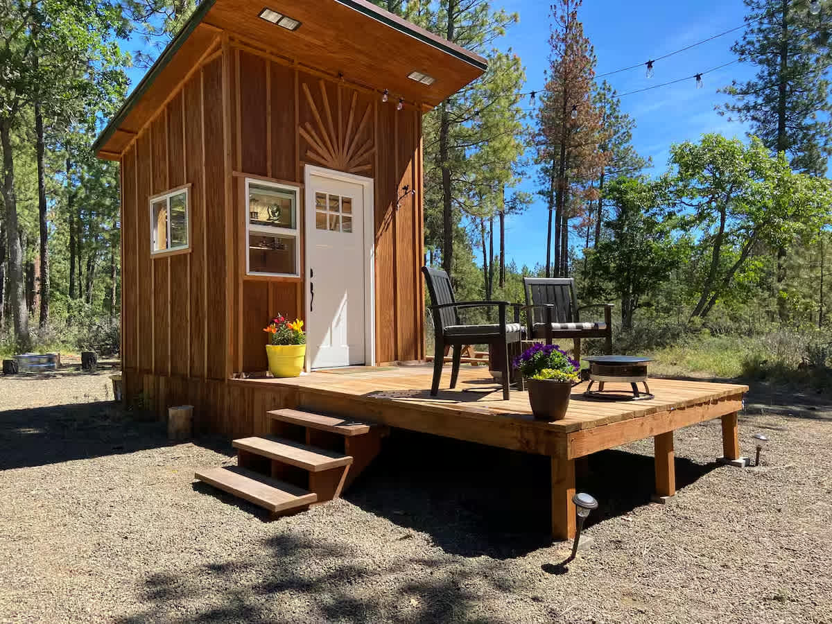 Starlit Glamping LLC