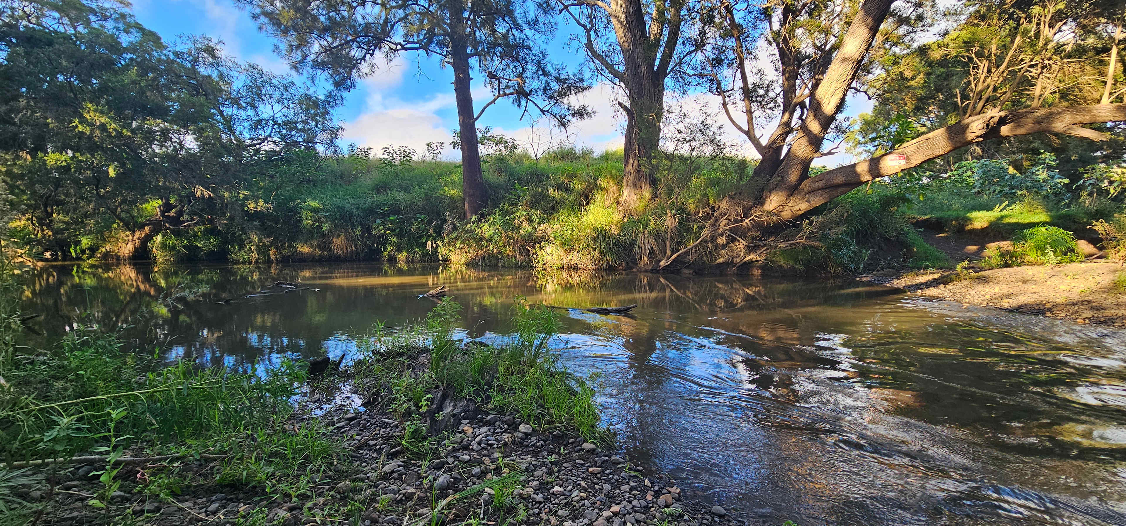 Eastgrove, Running Creek