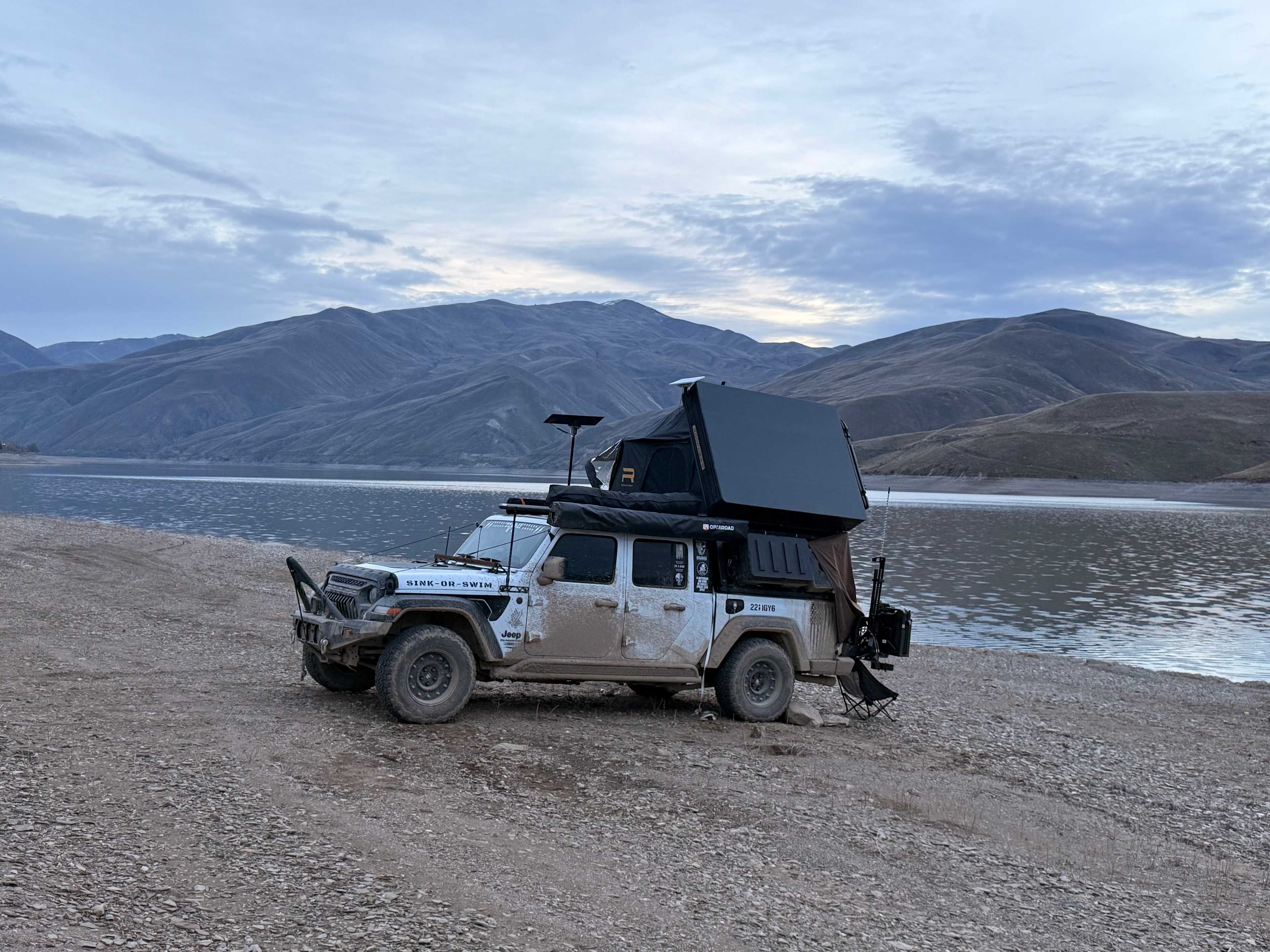 Waterfront cabin and camping