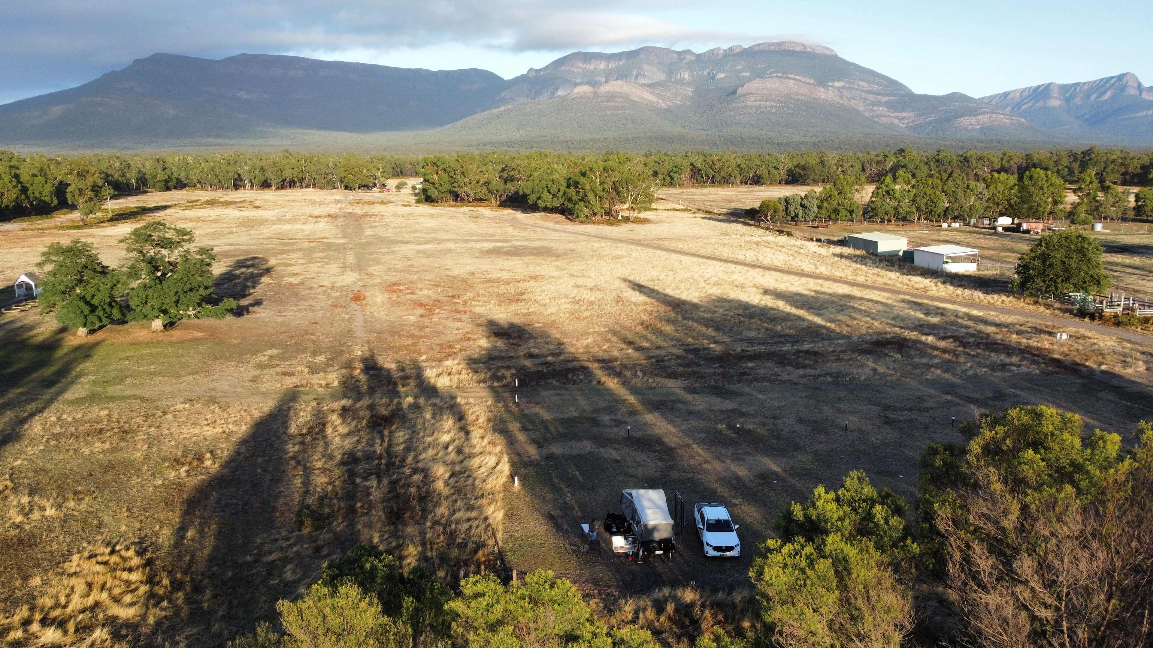 Grampians Park Station -Grand Views