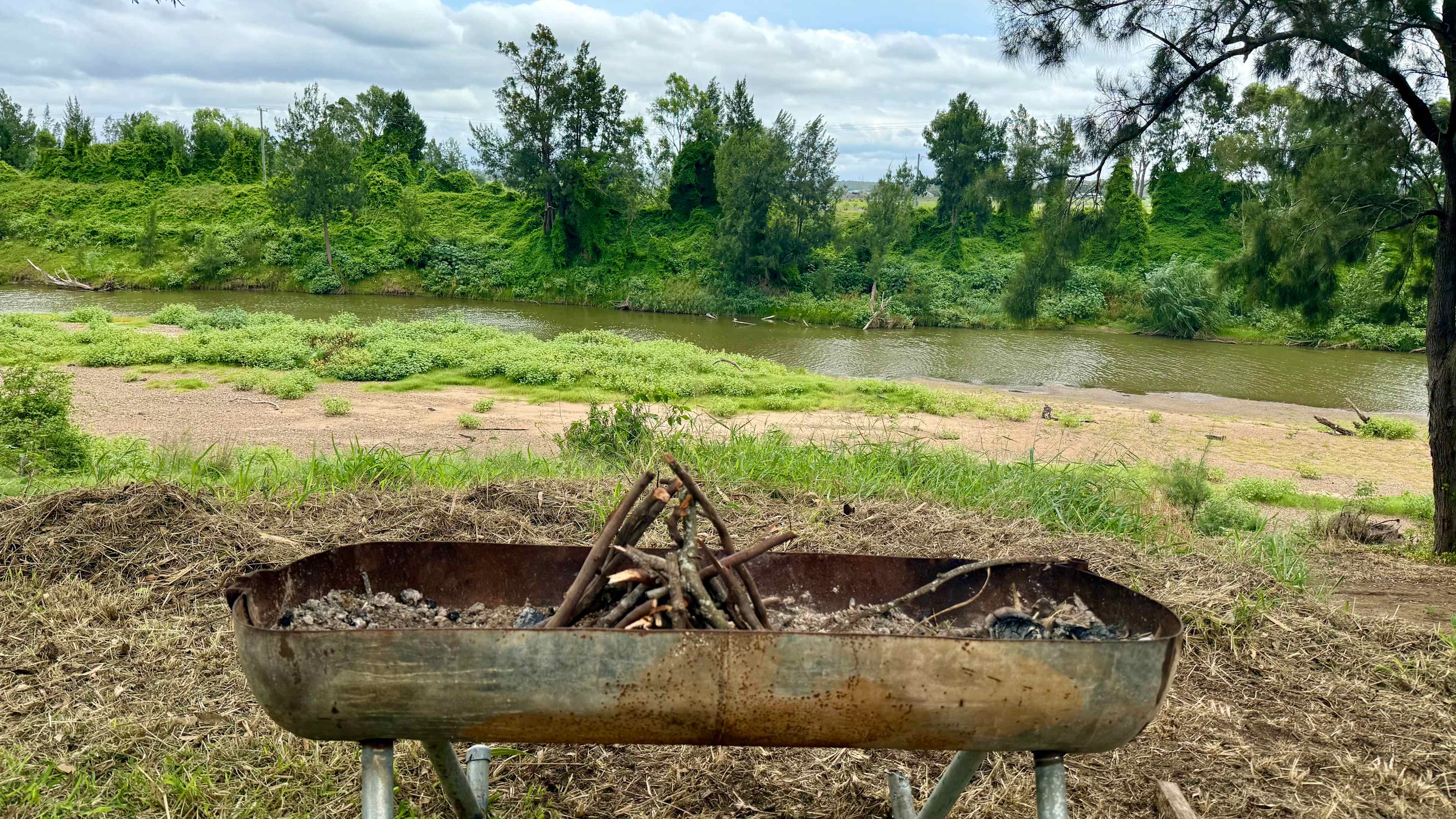 Camp on Hunter (Elderslie)