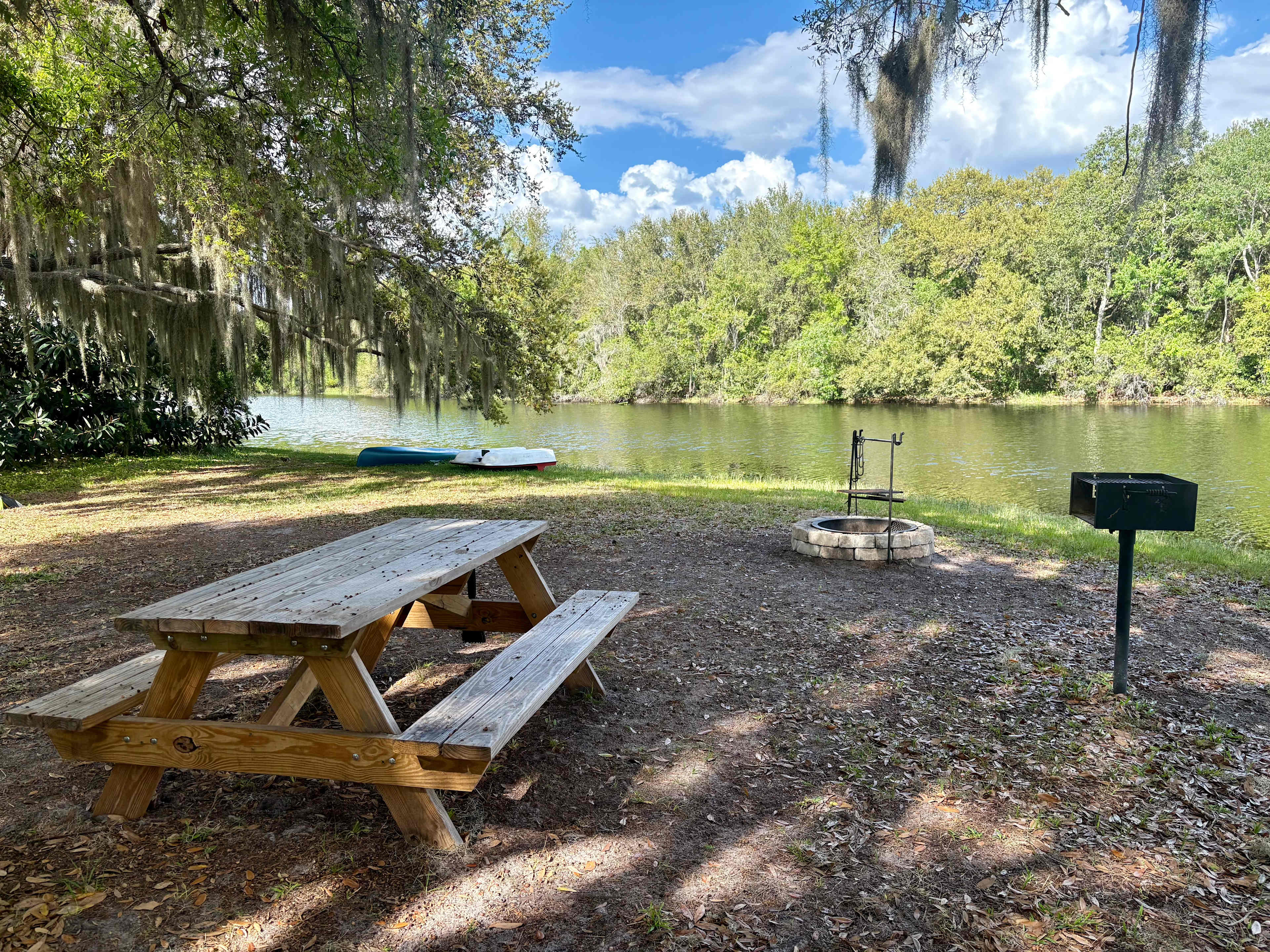 Lakeside Tranquility Camp
