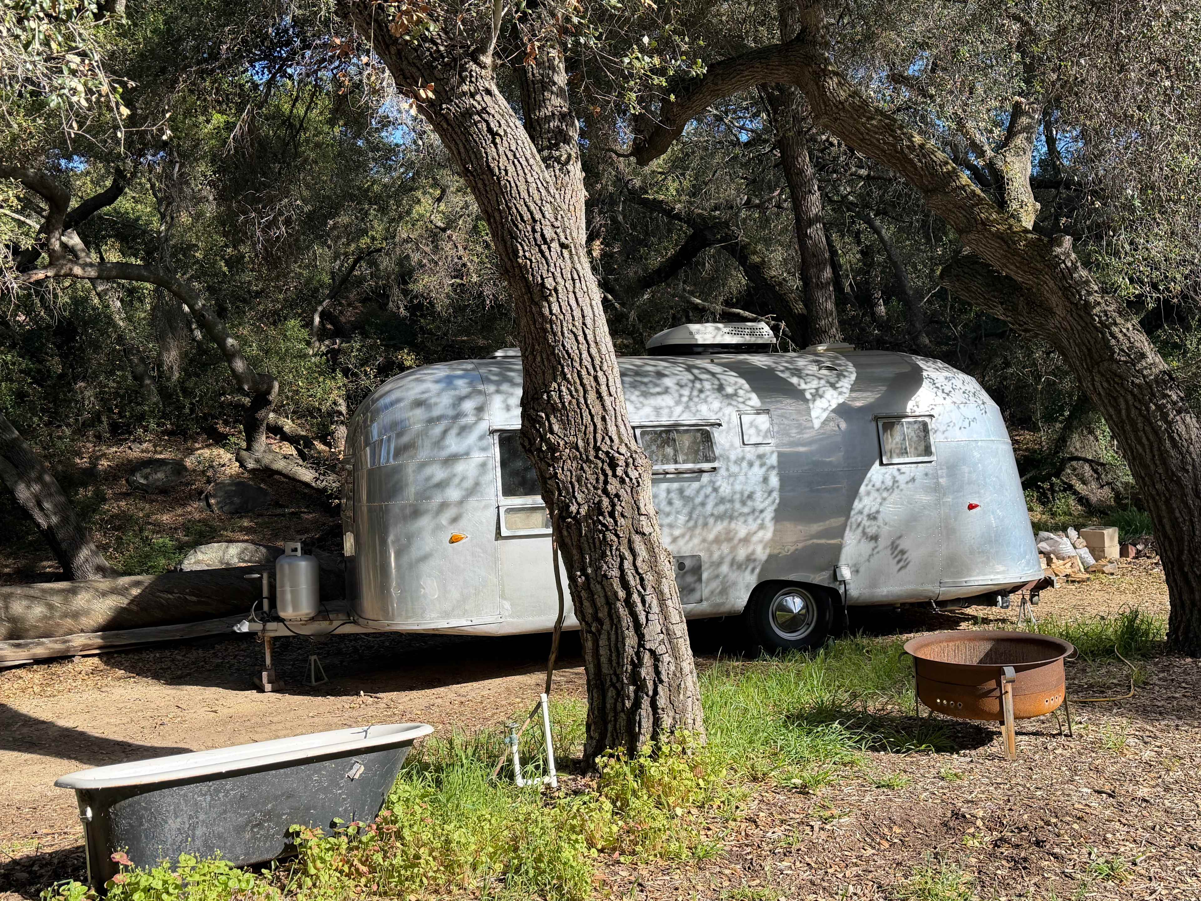 Rustic Wooded Ranch -Creekside Stay