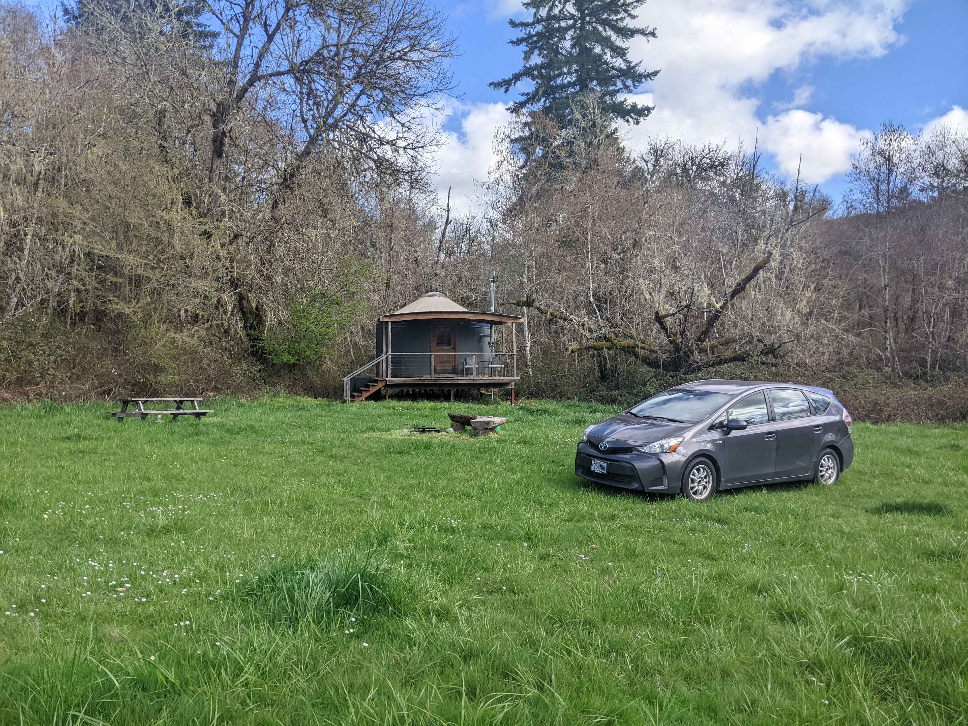There's a fire pit and picnic table with plenty of space to park!