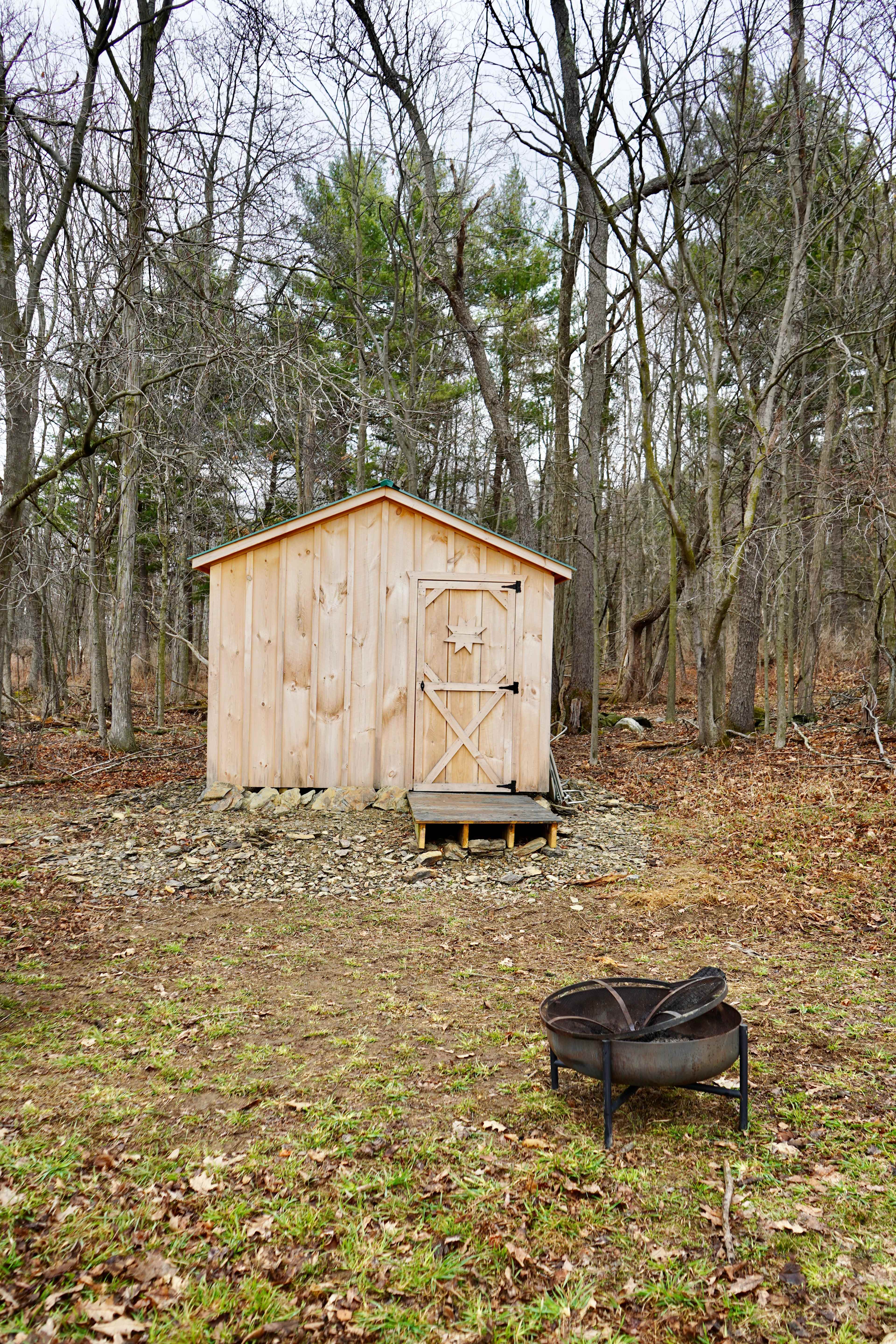 Dickensen Farm: Cabins & Camping