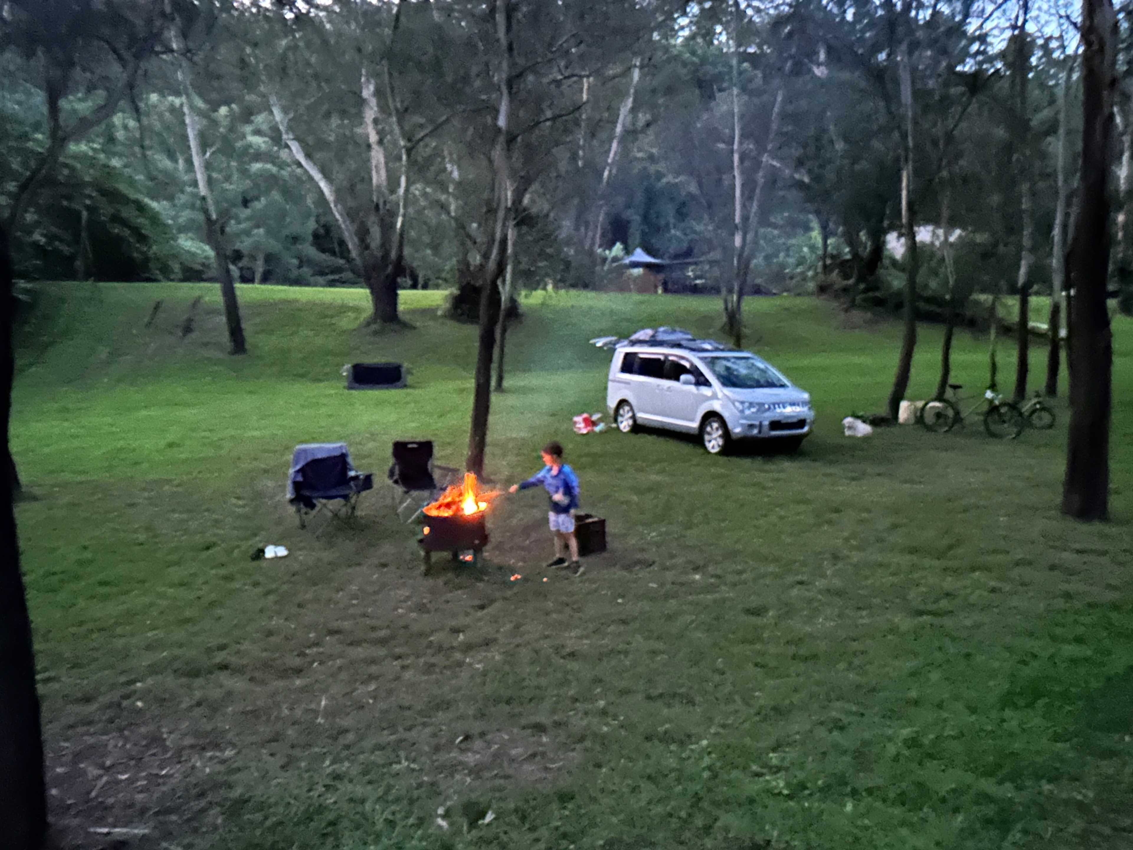 Whispering Gums Colo River Camping