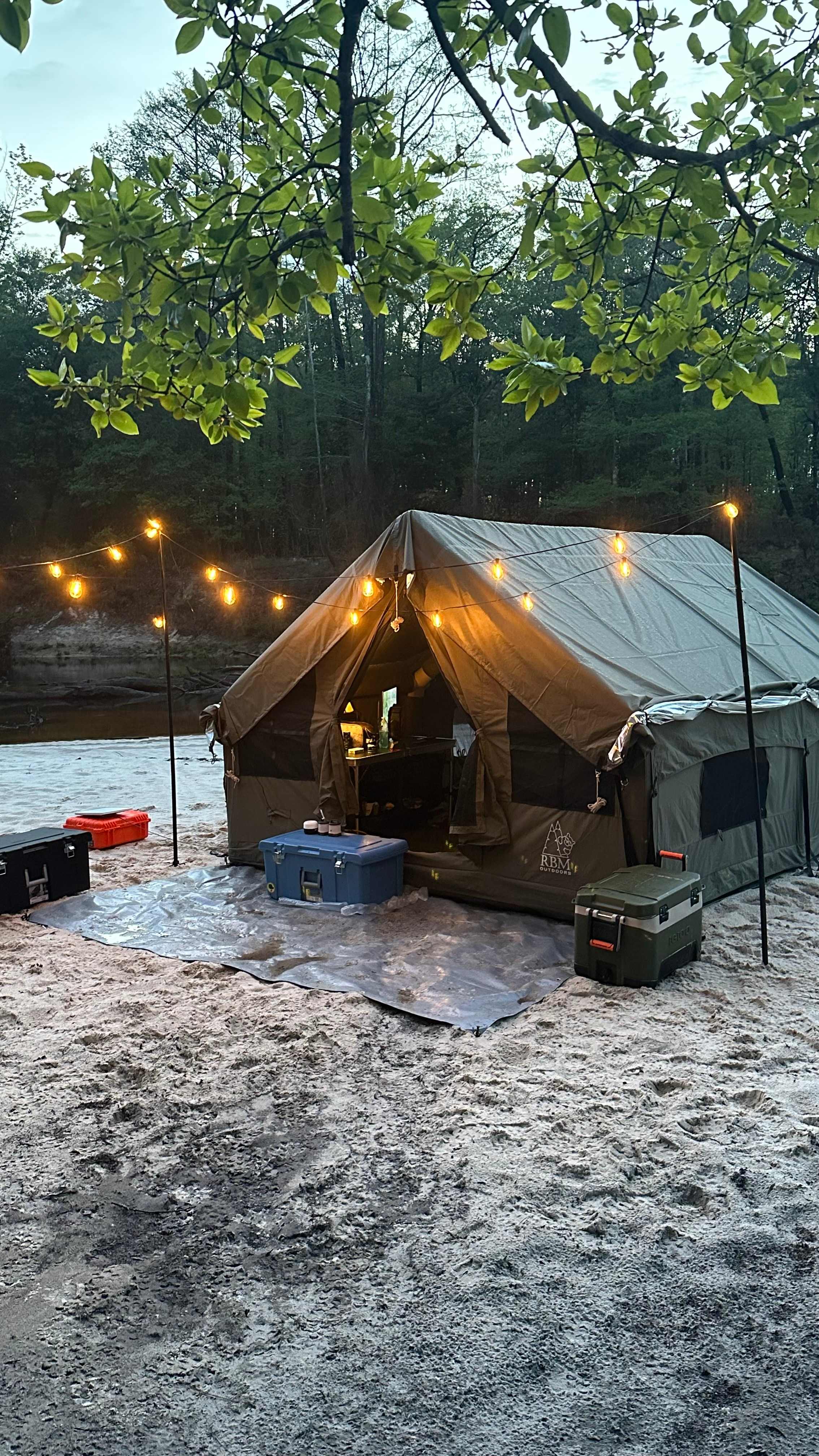 River Life Camping in Alabama