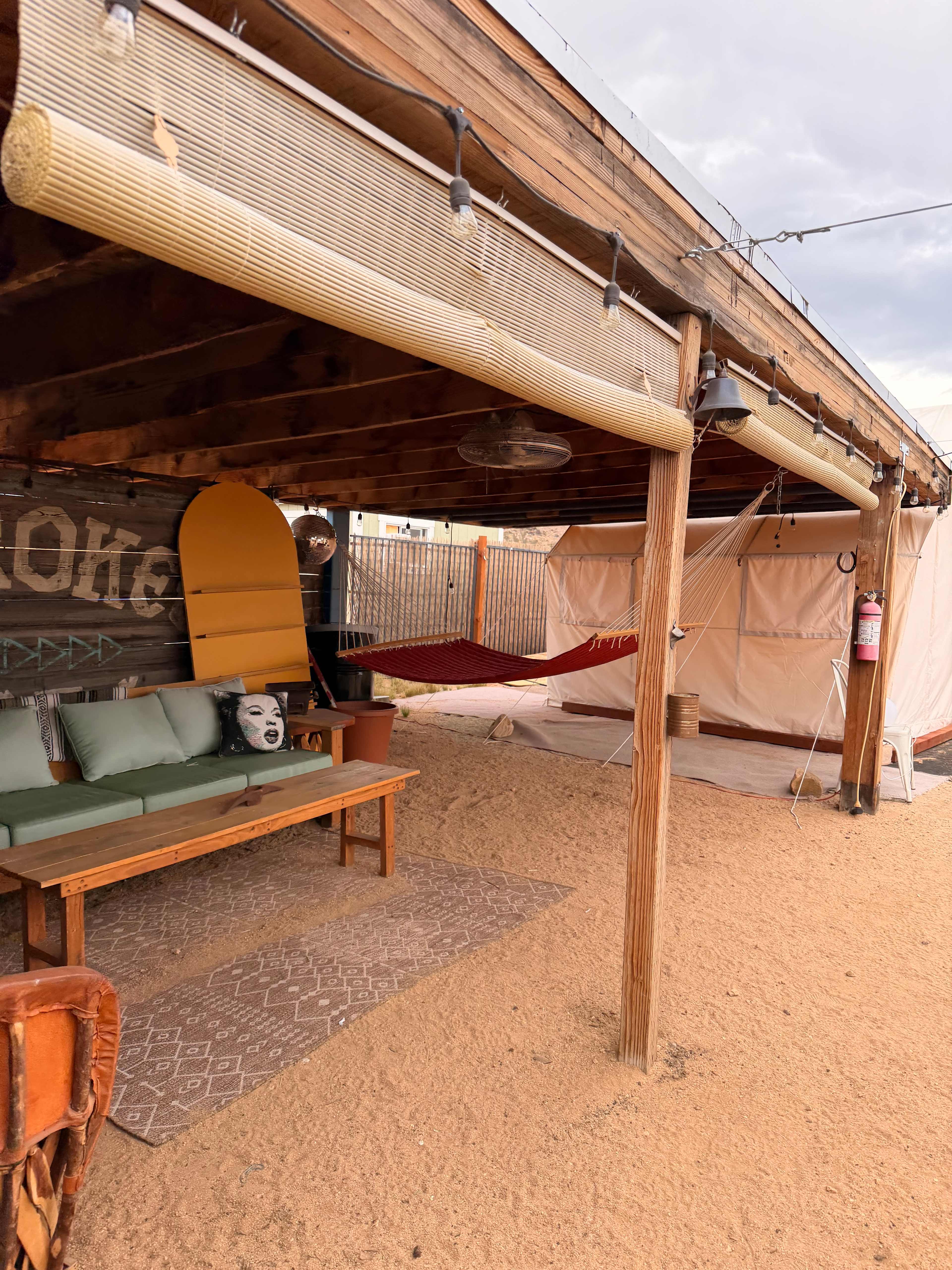 Joshua Tree Glamping Yurt