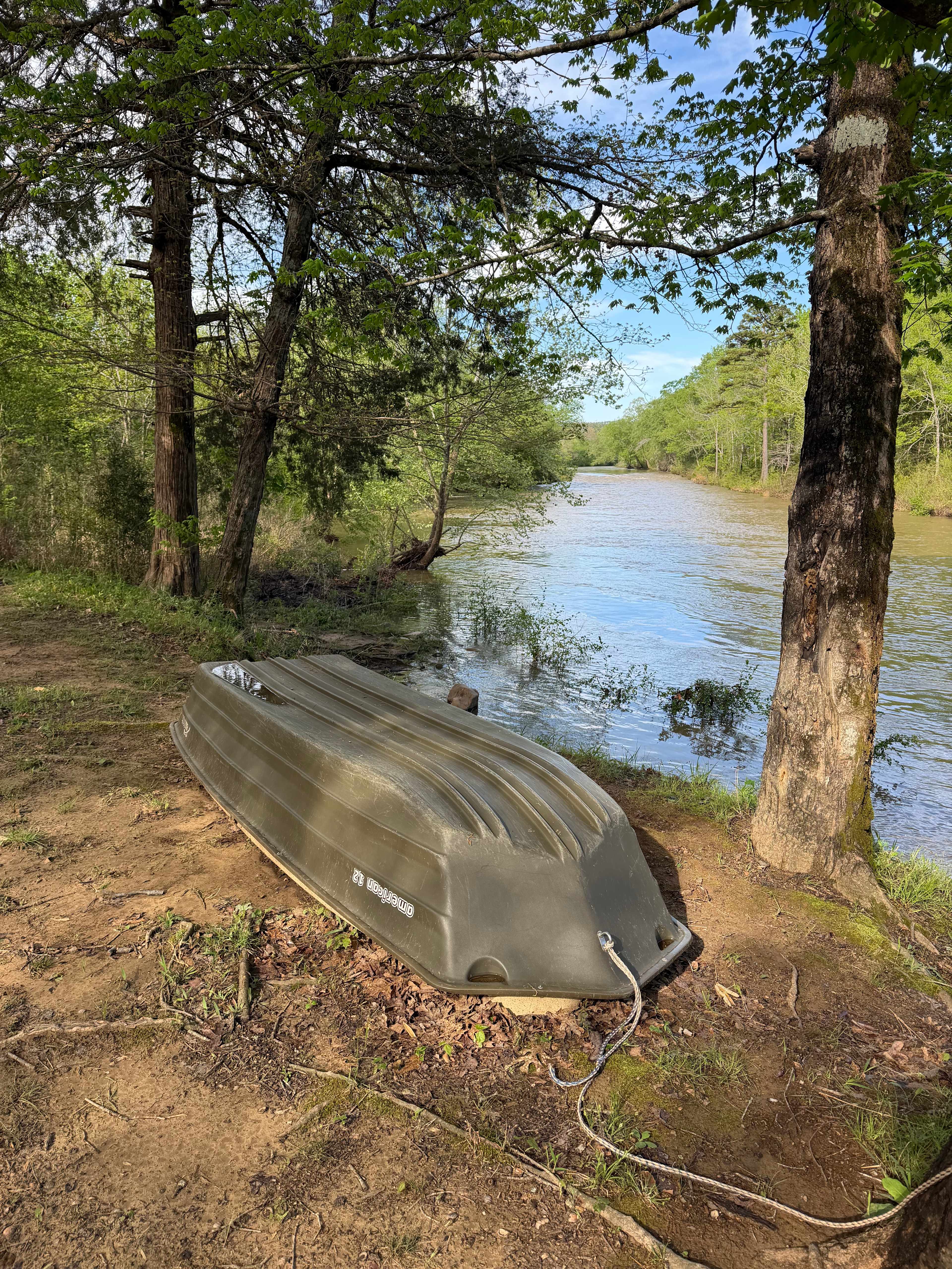 Yearling Ridge Riverfront Camp