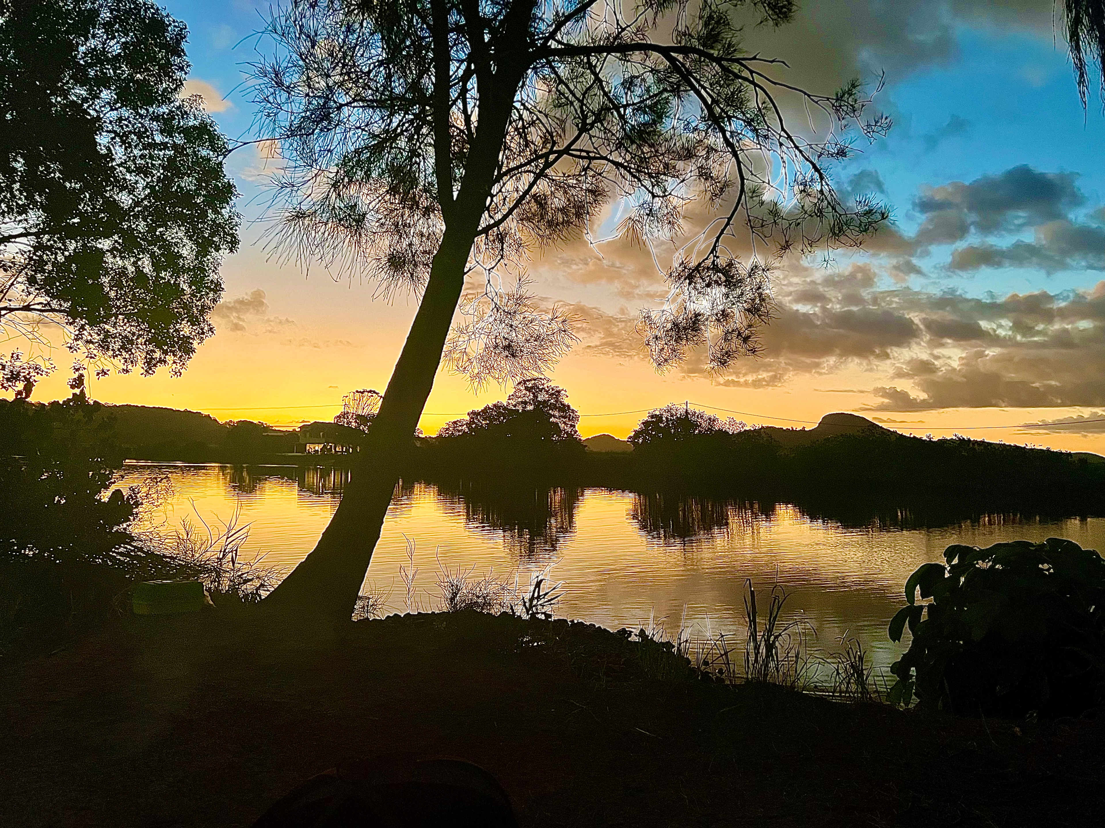 Burtons Riverside Campgrounds