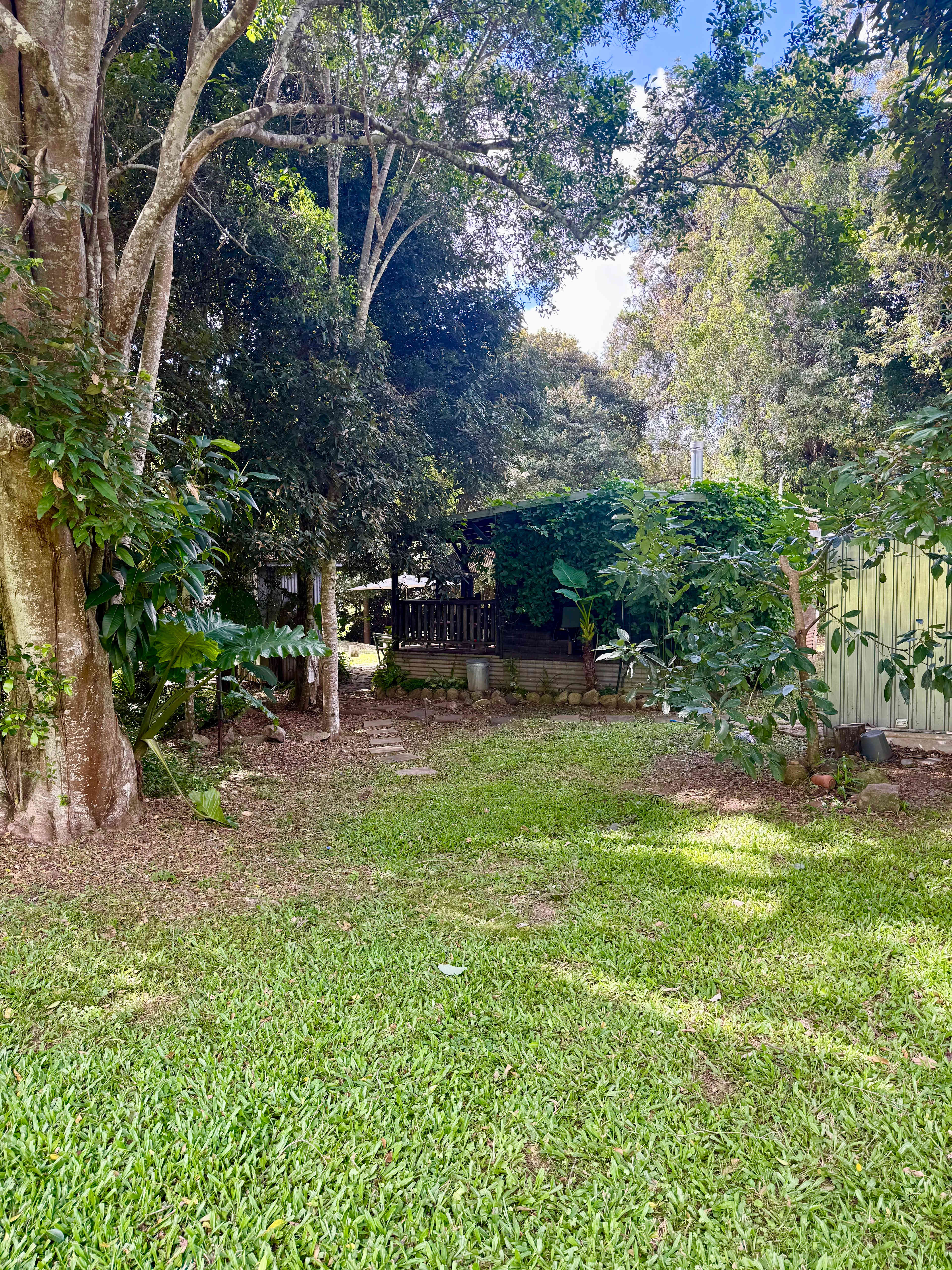 Nature's Edge Cottage & Campsites.