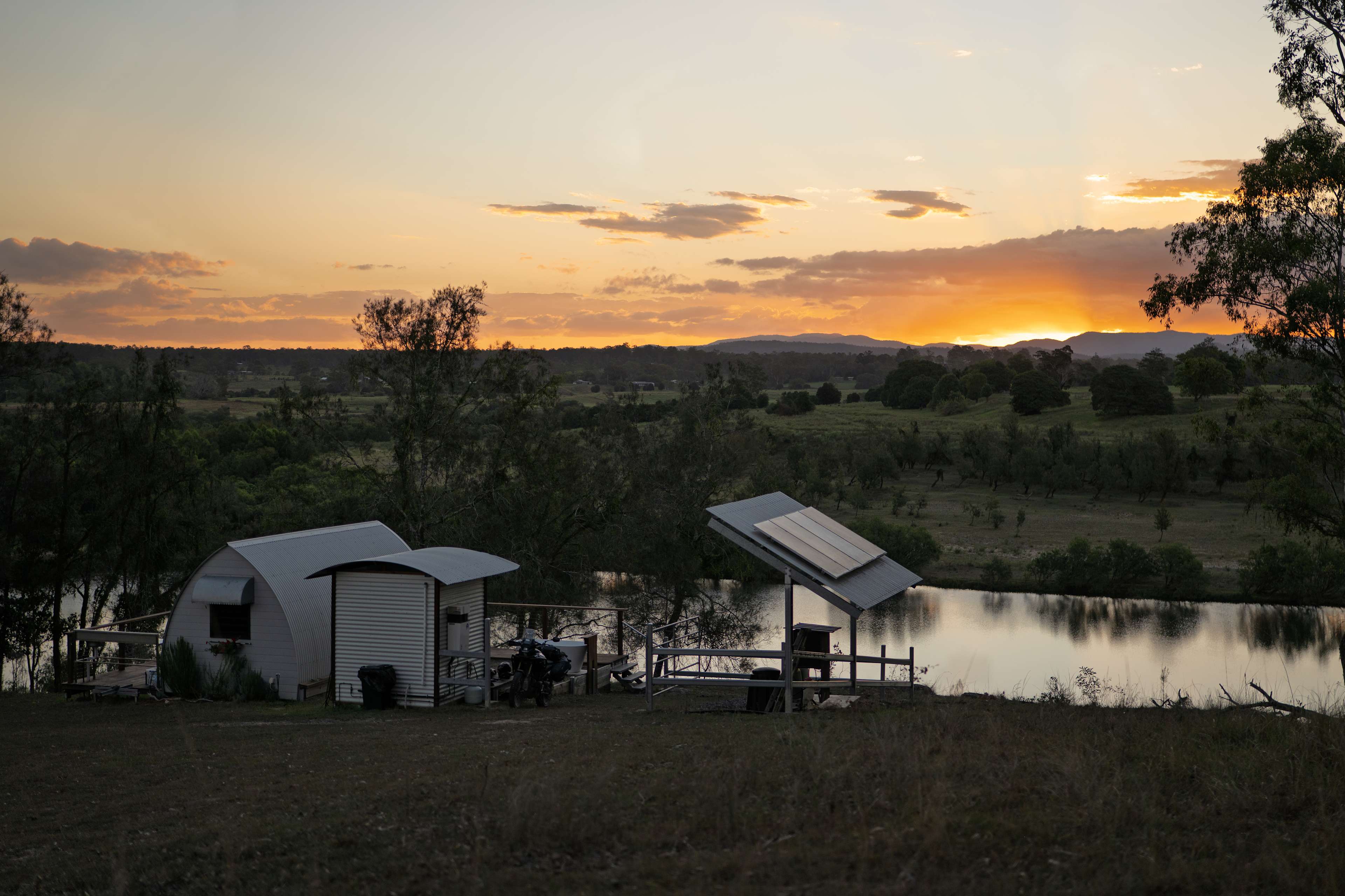 Clarence Riverview Lodge Glamping