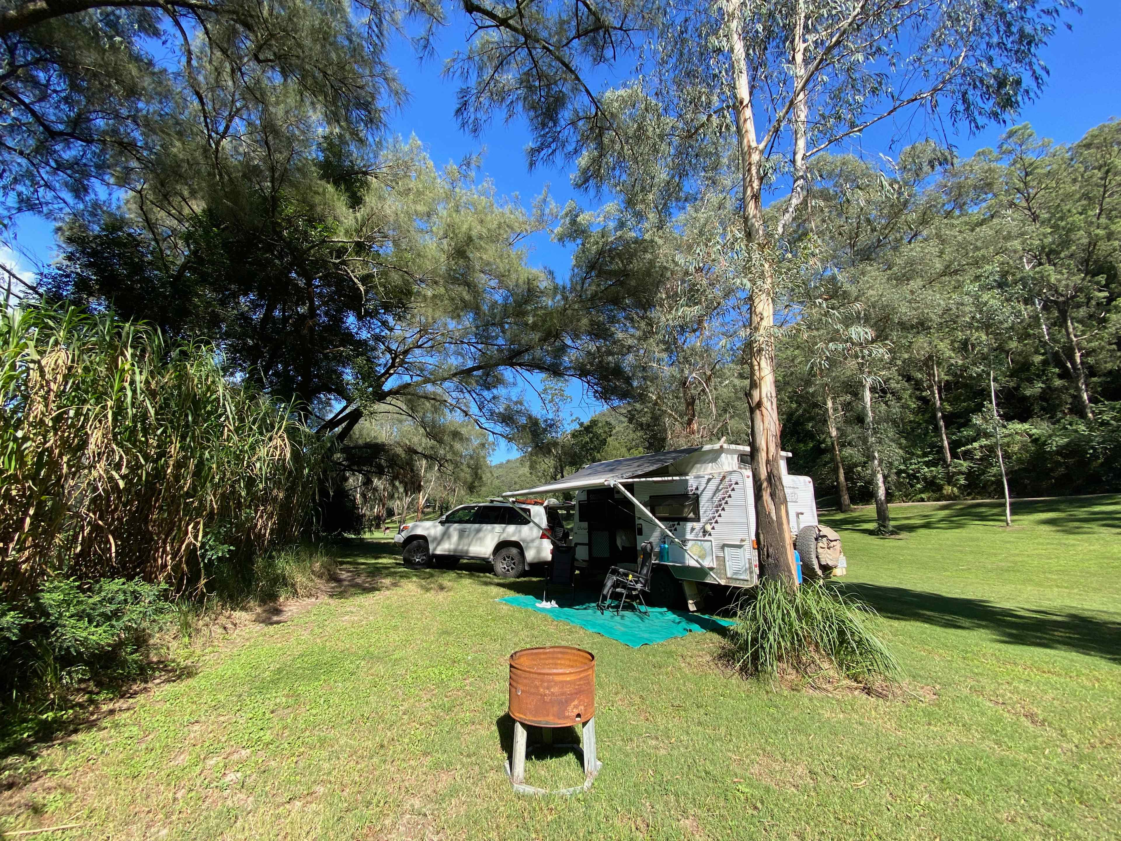 Whispering Gums Colo River Camping