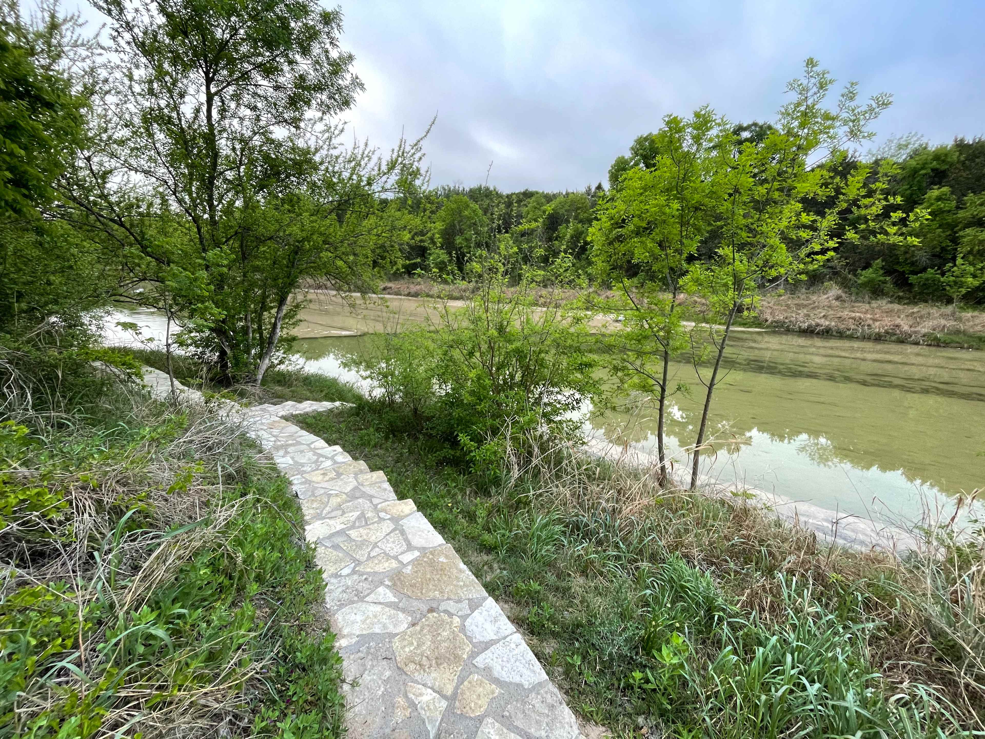 Pecans on the Paluxy - River Views