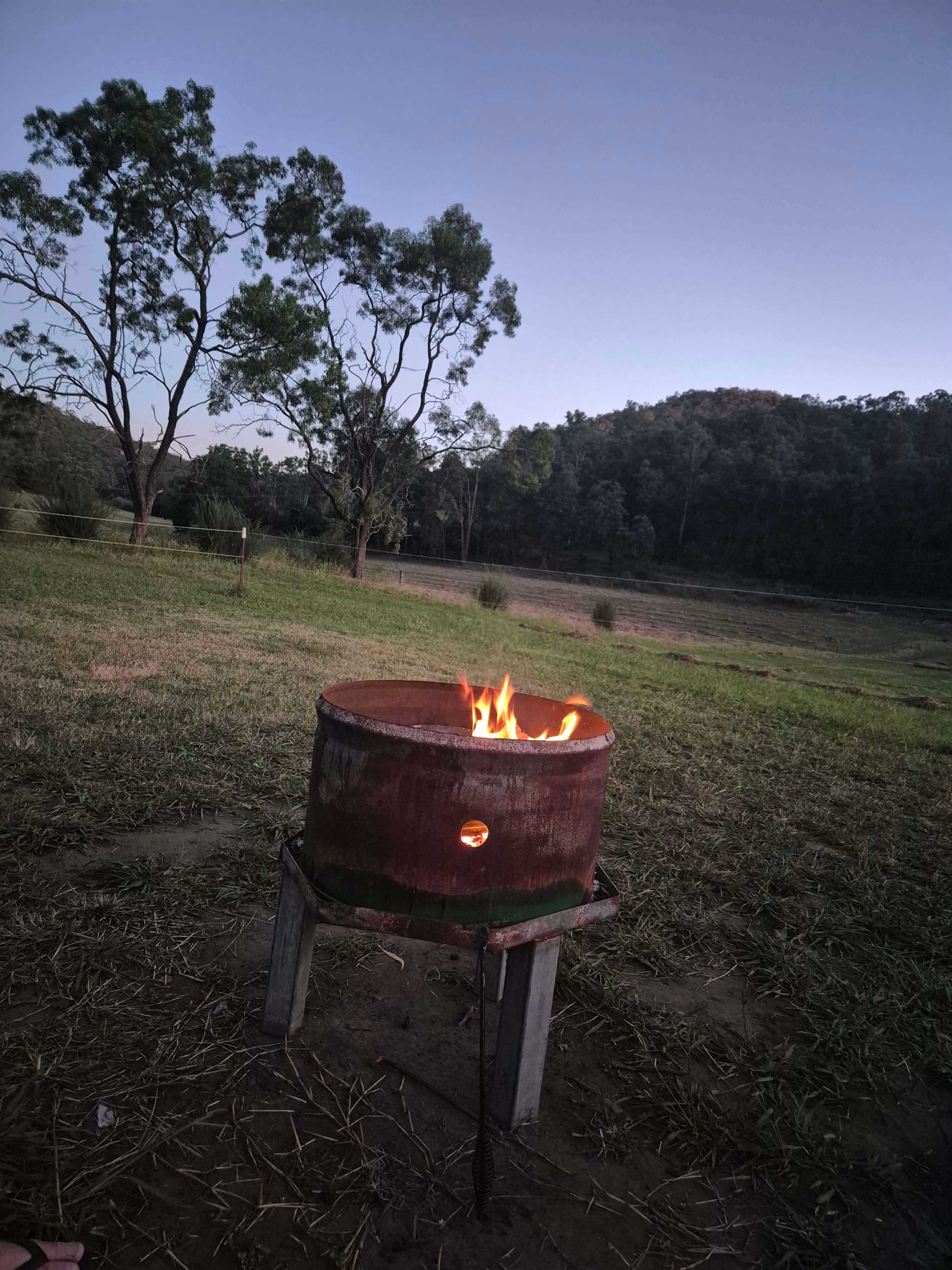 "DeView" Colo River Valley Camping