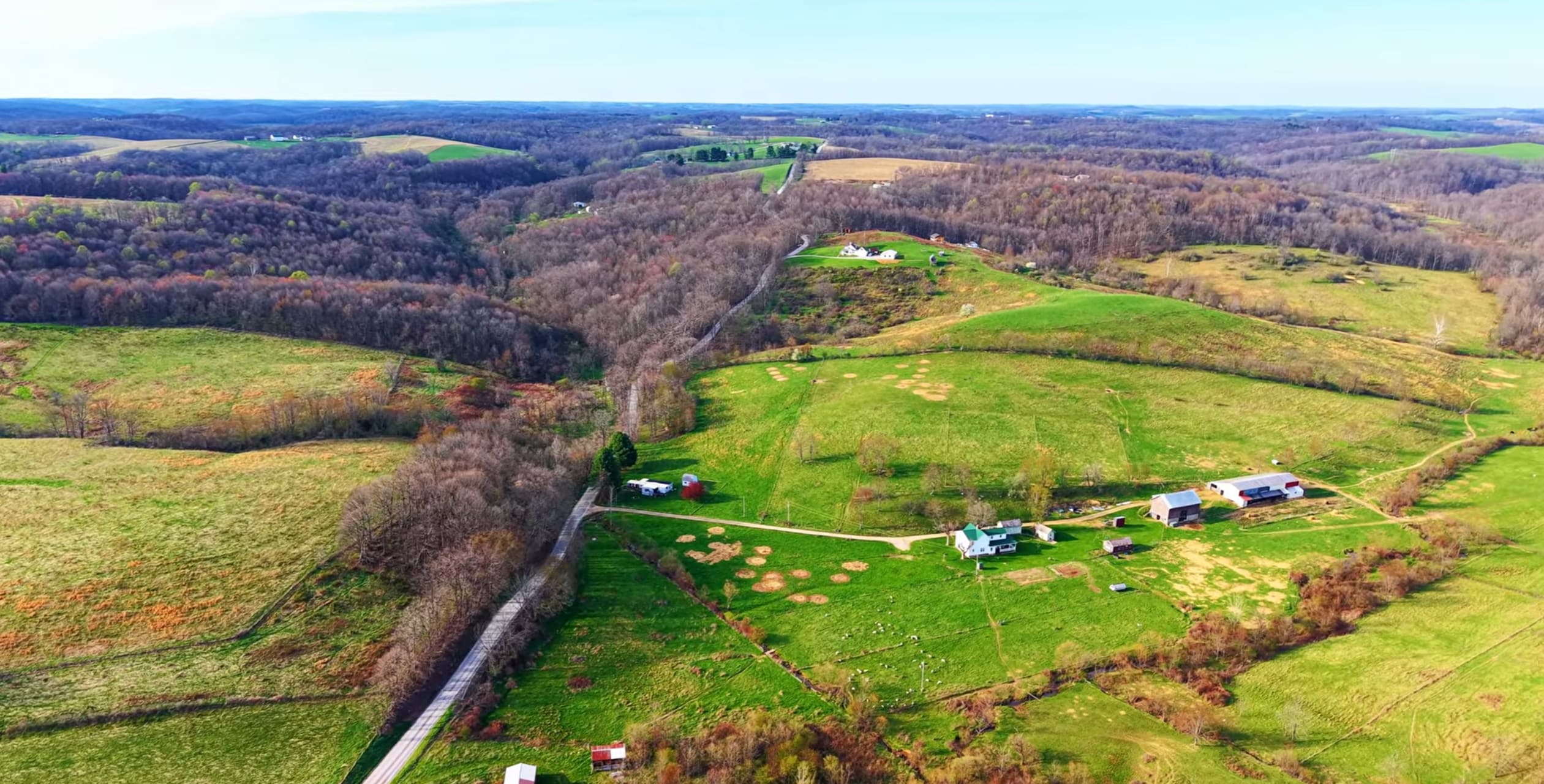 McKee Farm - Treehouses and Camping