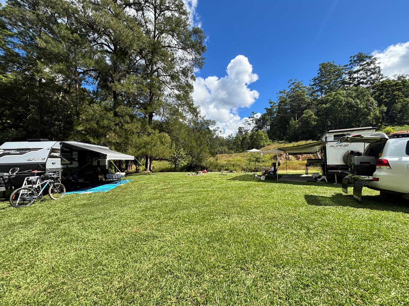 You won't find a more perfectly maintained grassy, large campsite anywhere