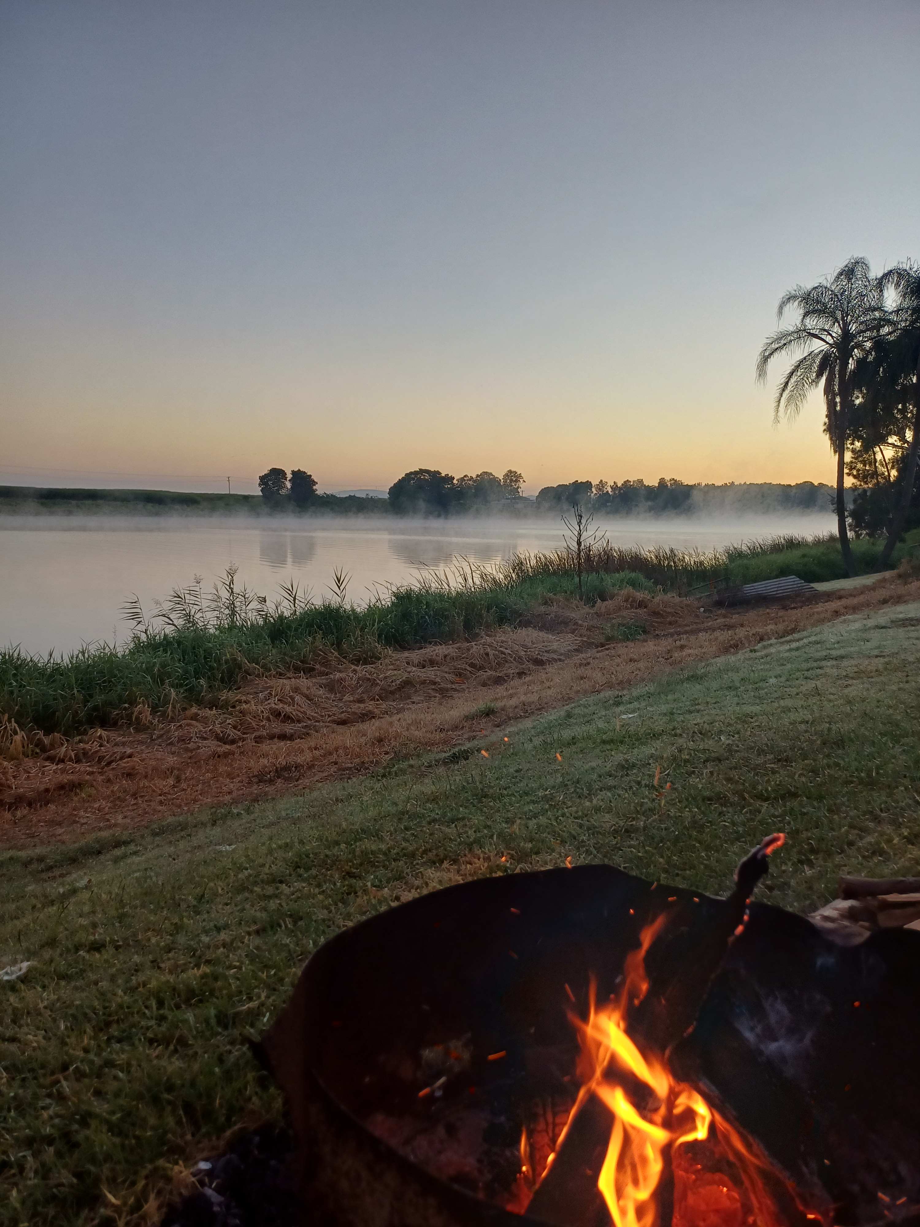 River terrace camping Cowper 2460