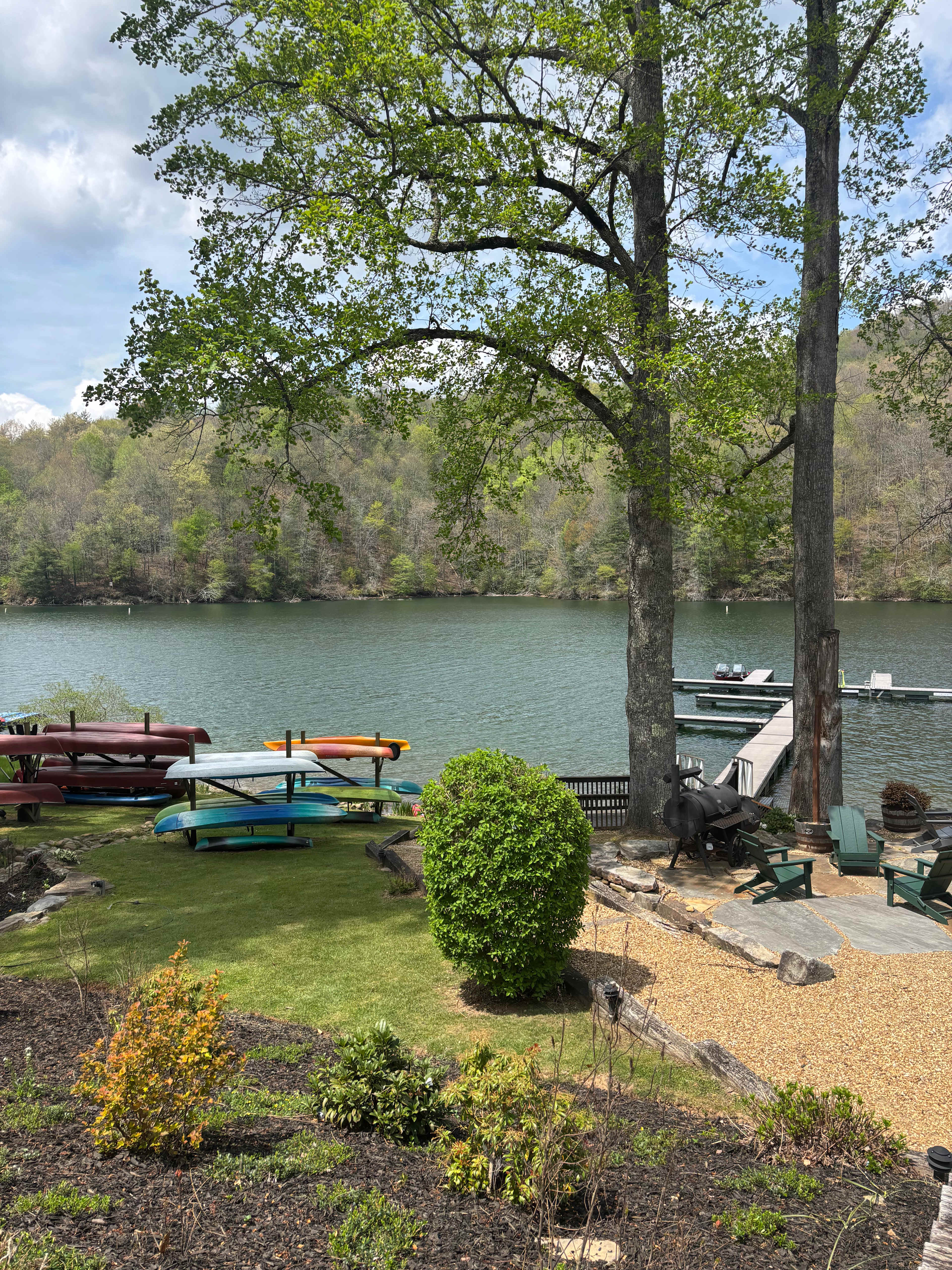Lakes End Marina 