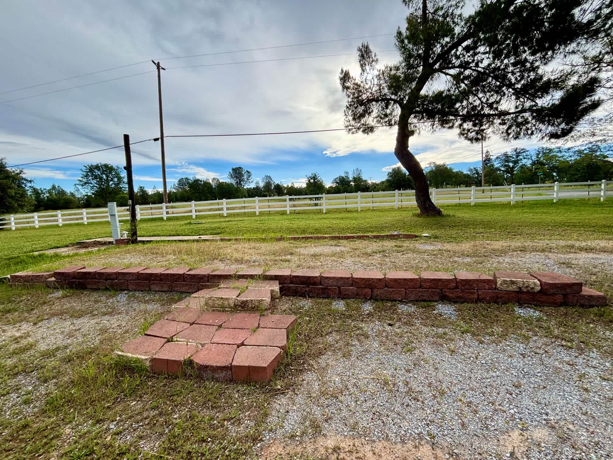 Peaceful Country RV Pad