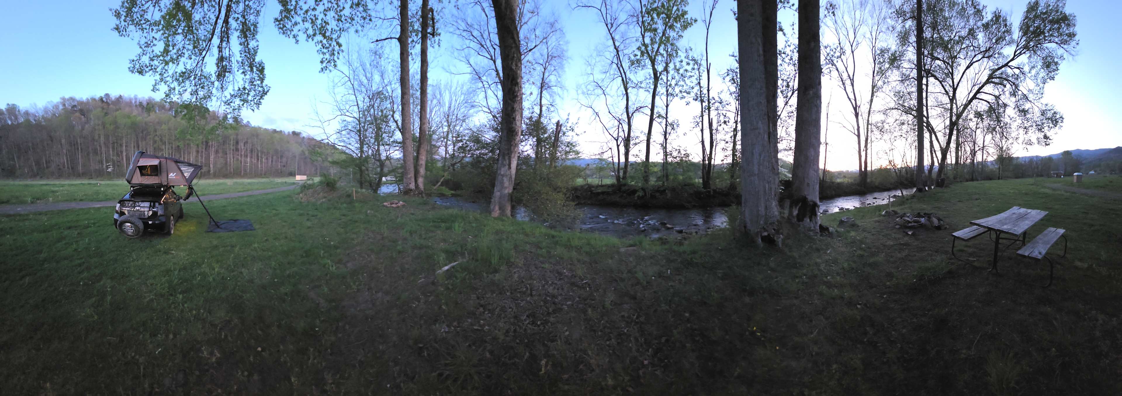 Mountain Riders Riverfront Camping
