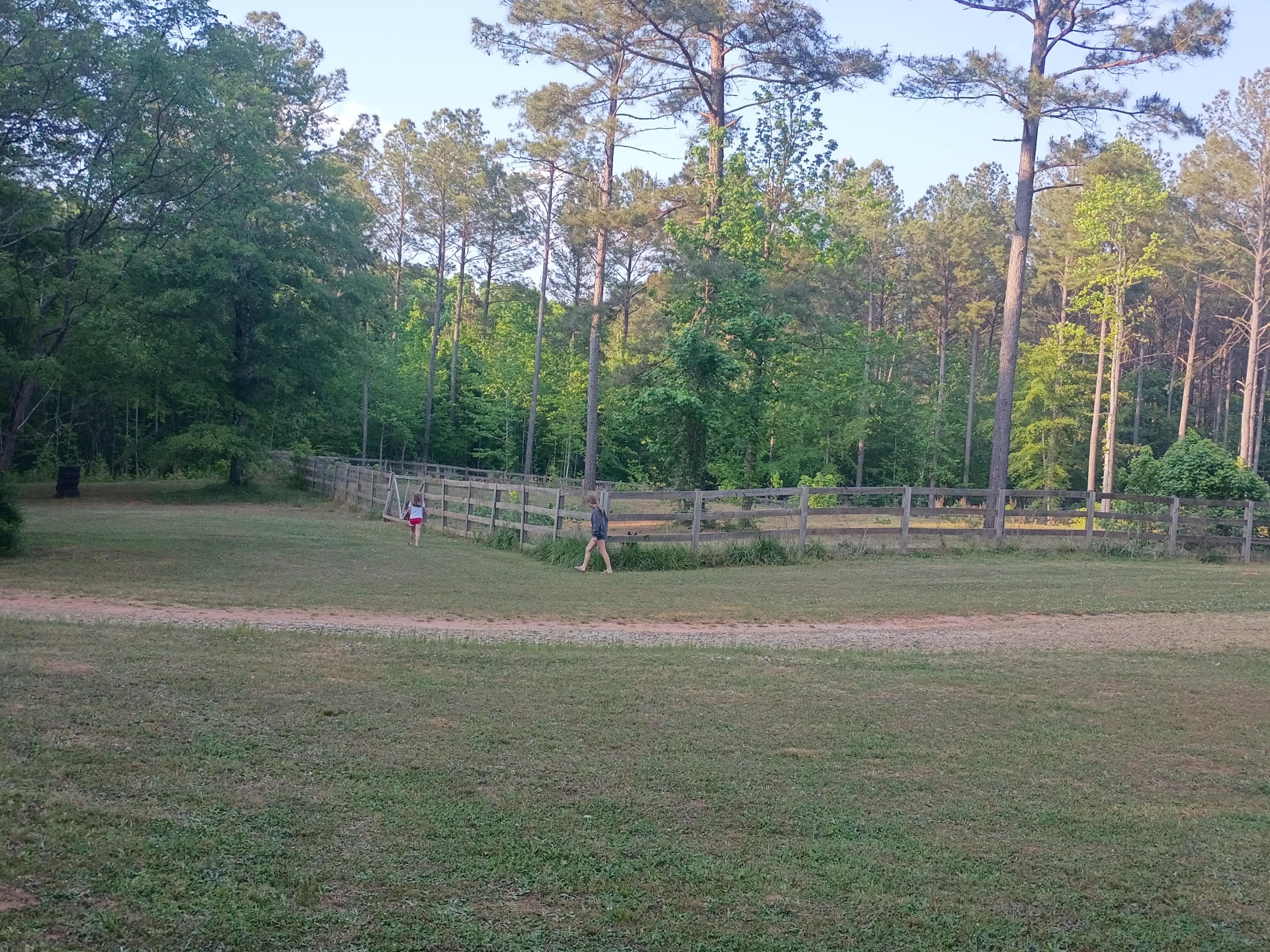 MuddyPawz Farm