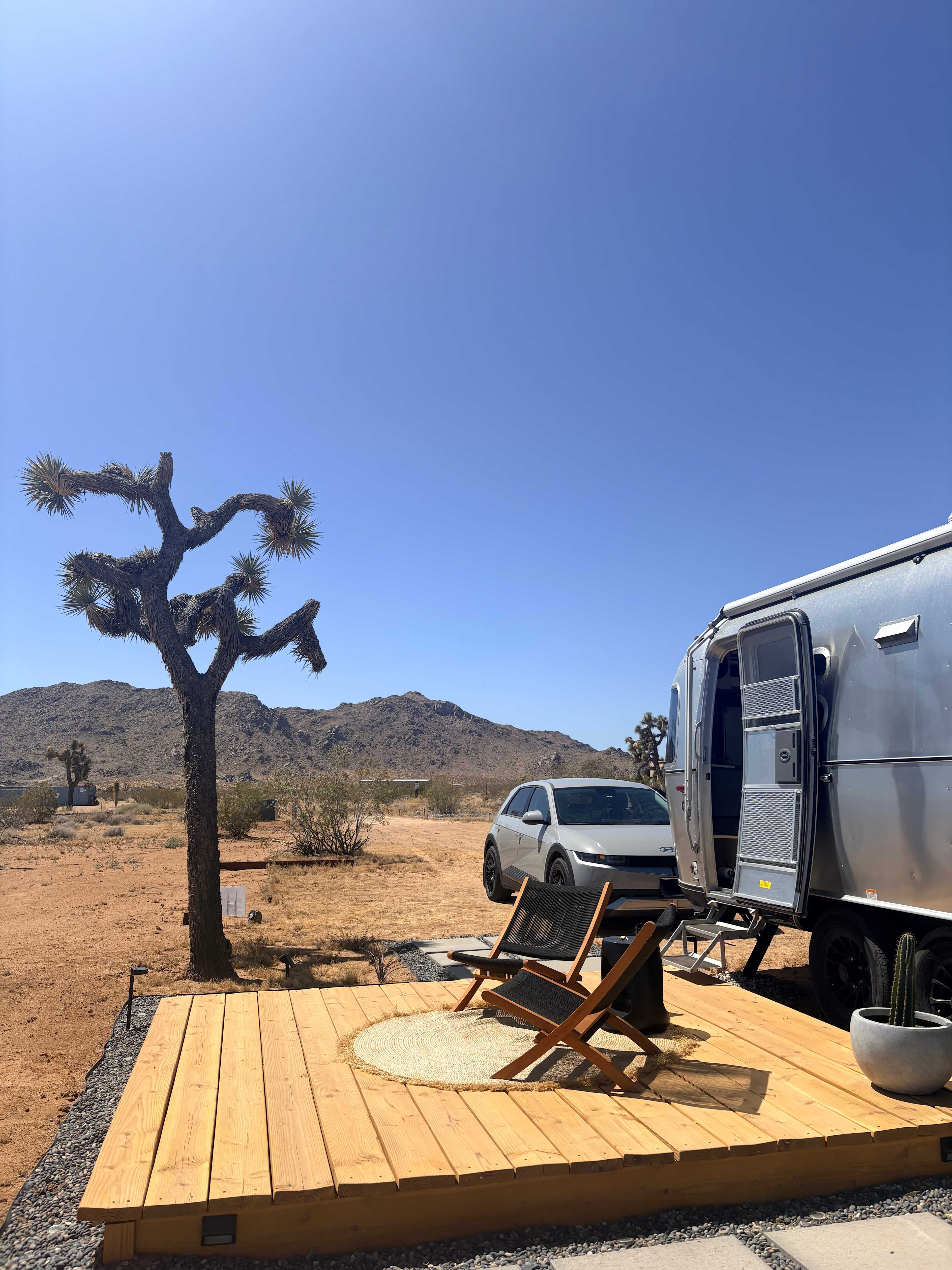 Camp Squish Airstream - Joshua Tree