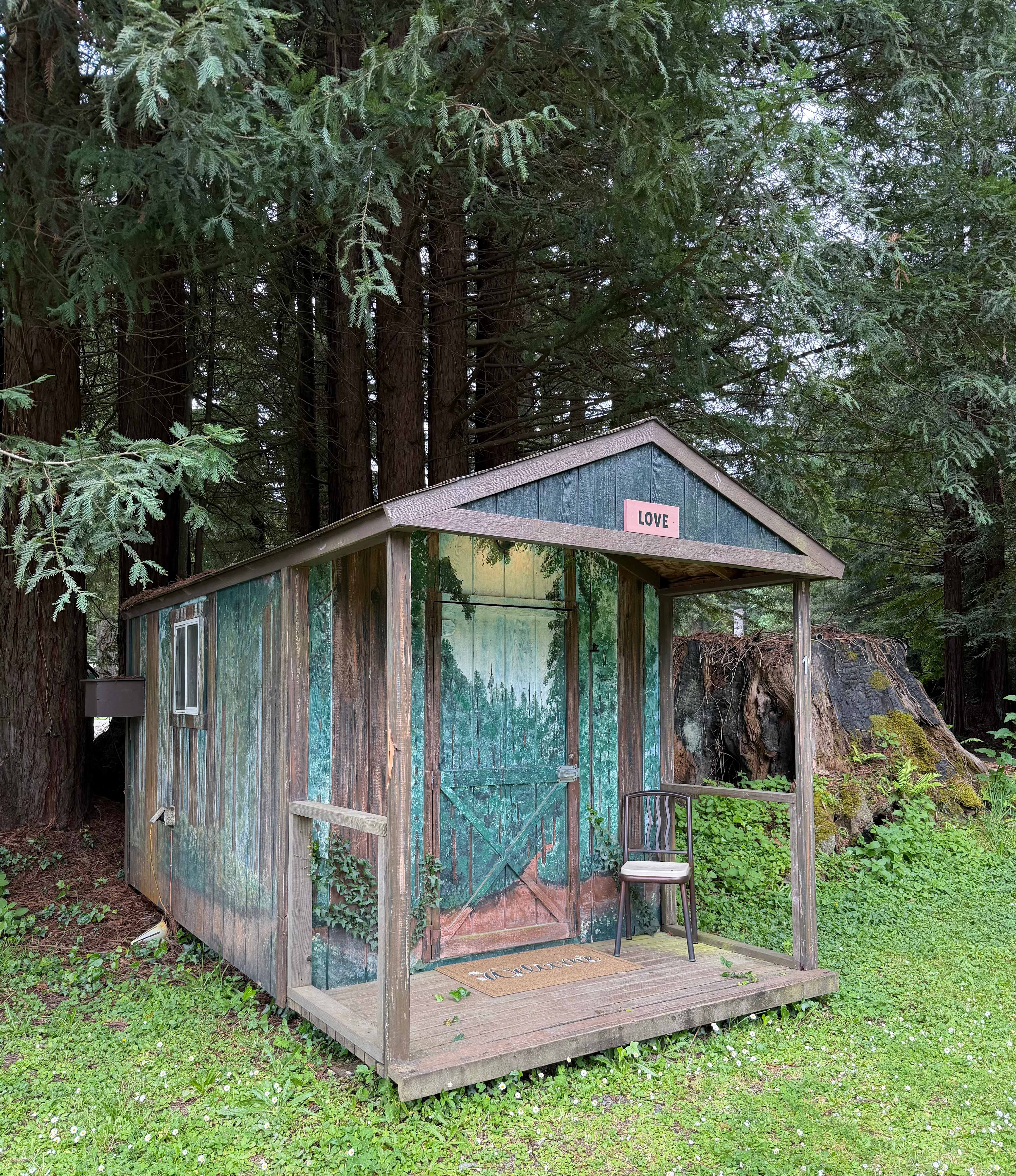 Love Cabin (has bunkbeds)