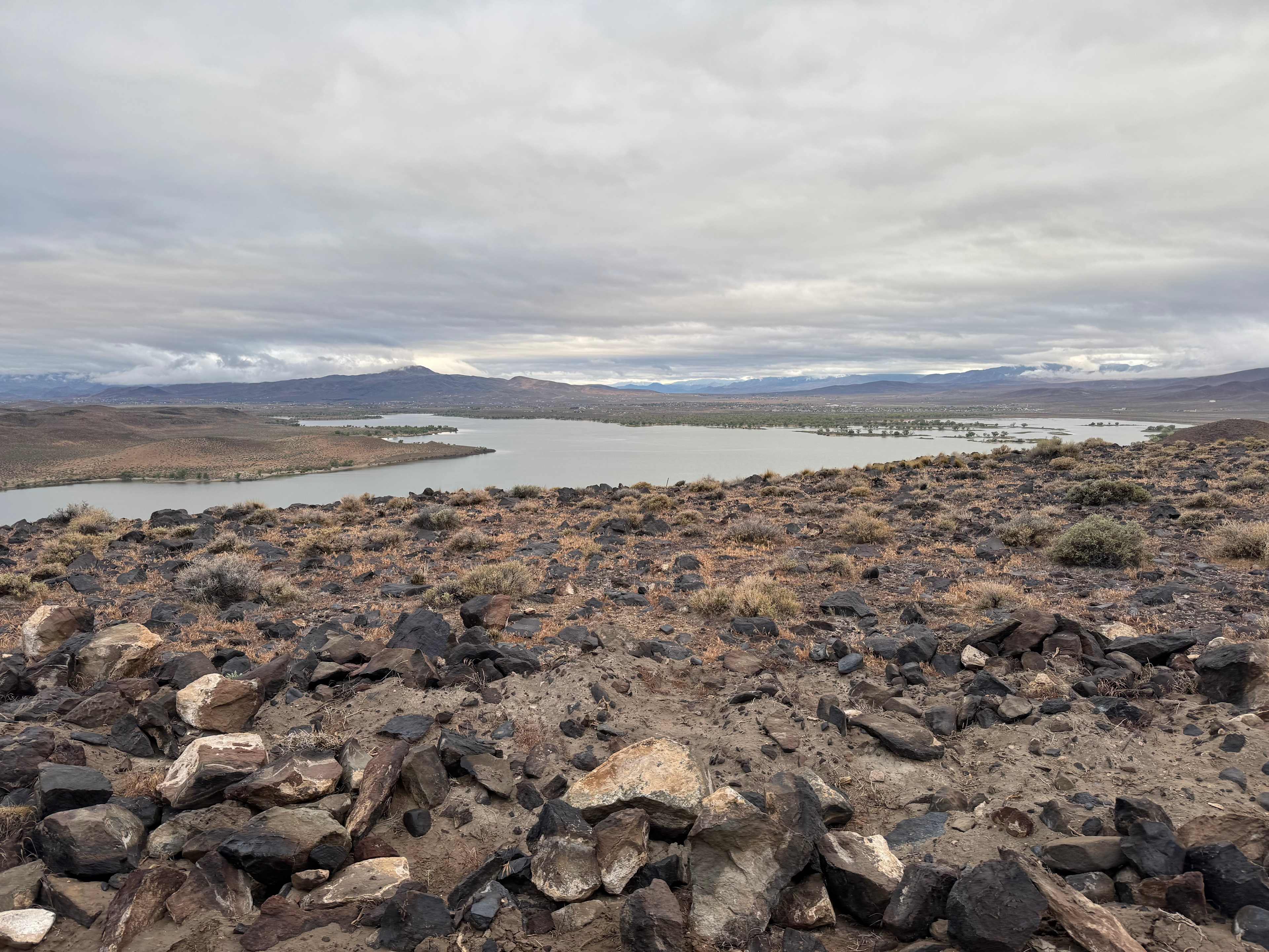 Lahontan Shores High Desert Retreat