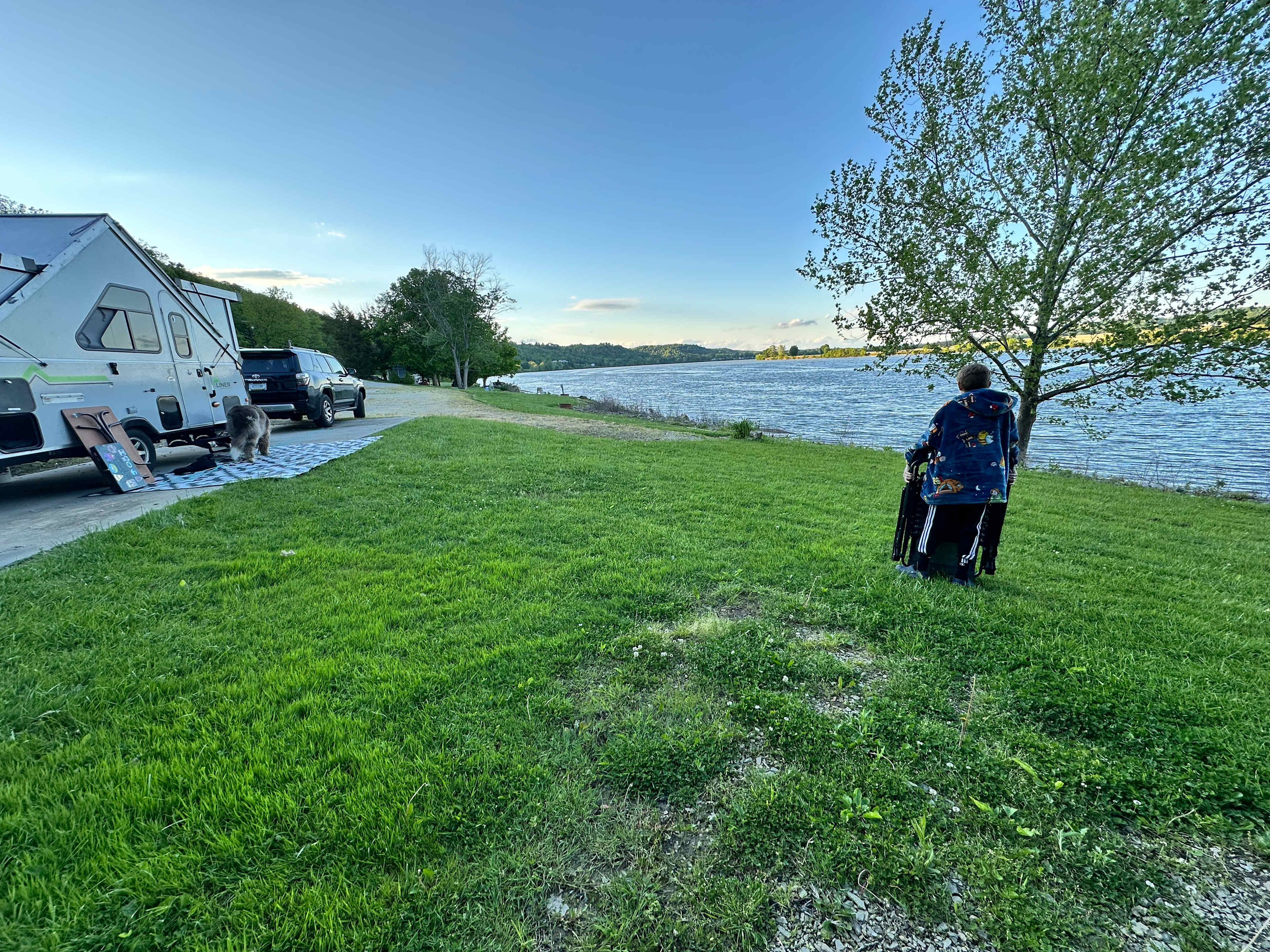 A Notch Above-RV Riverside Campsite