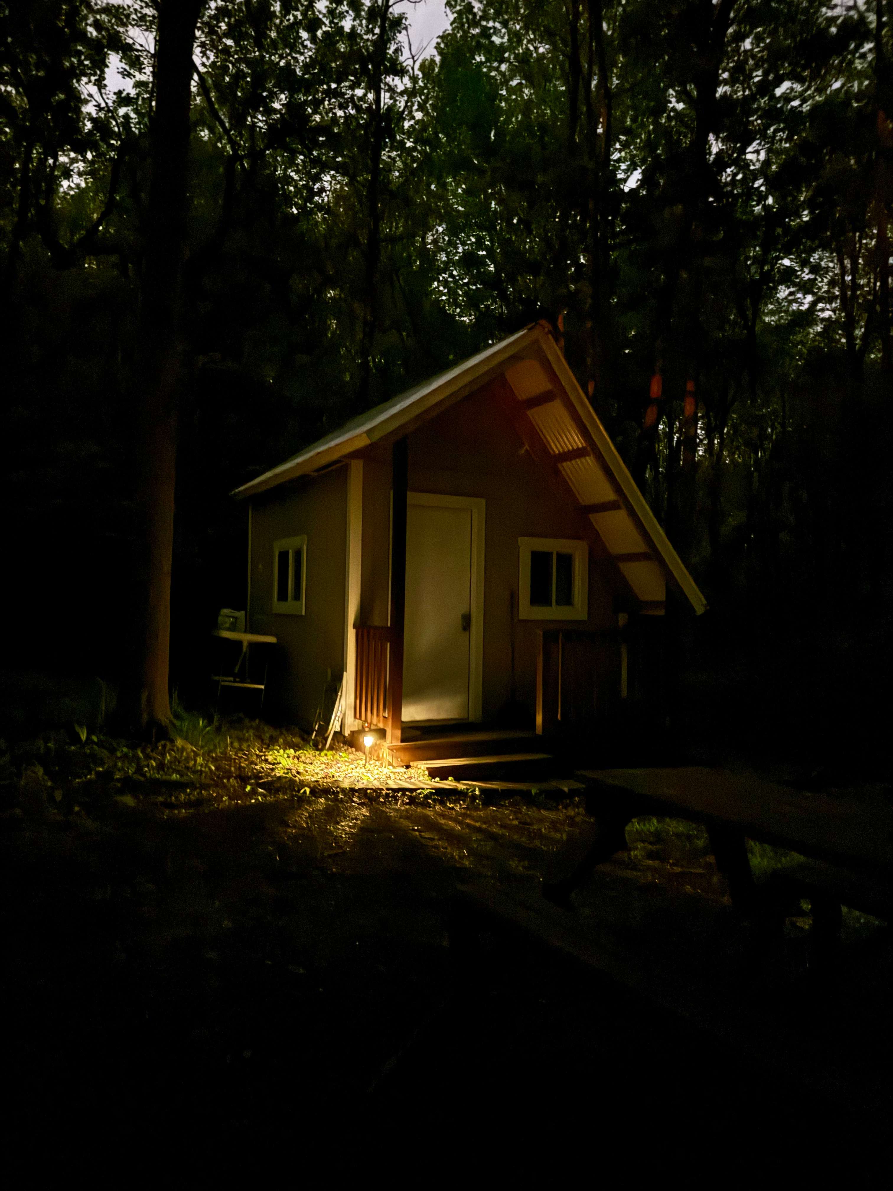 Evening in front of the cabin. 