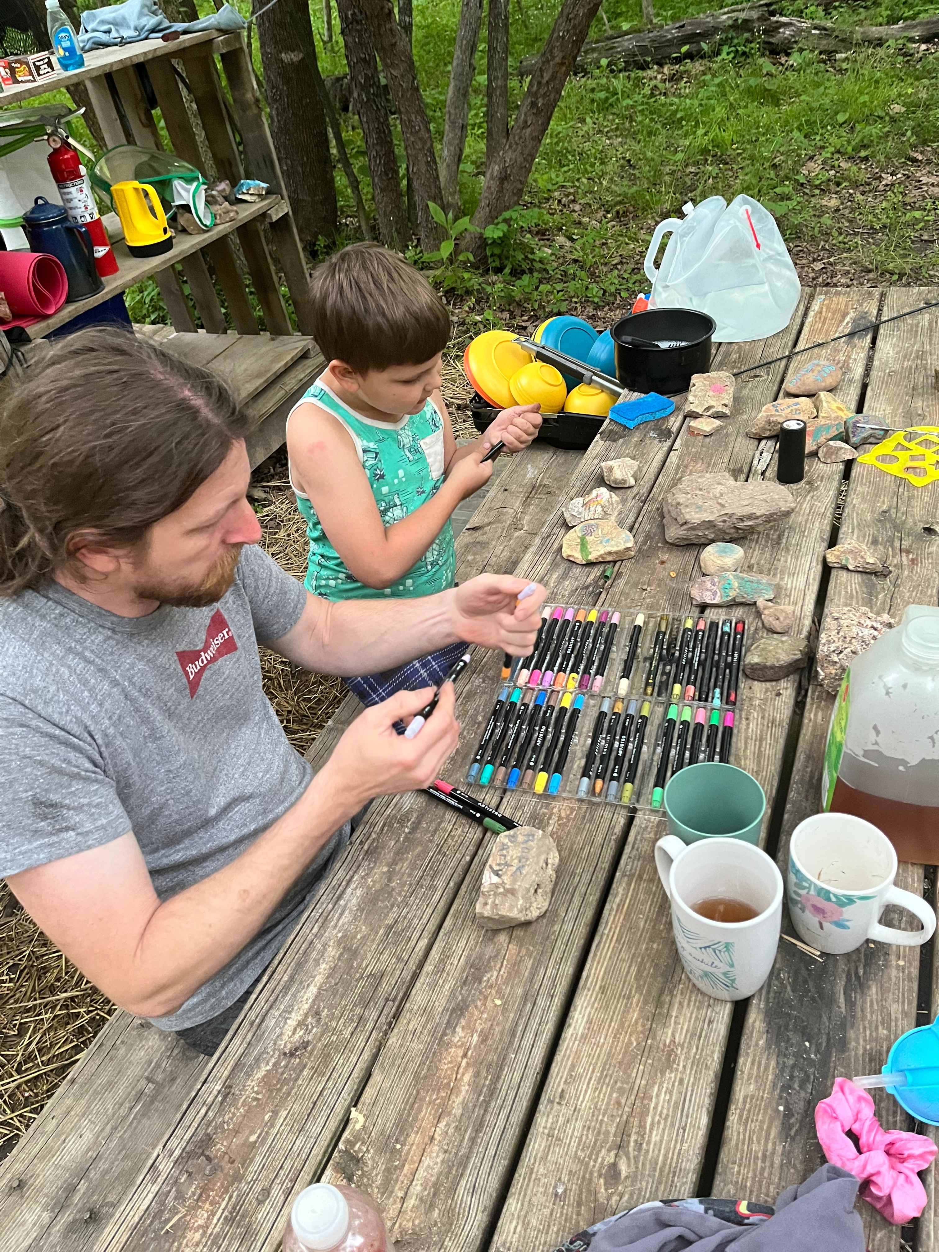 Hummingbird Hollow Outdoors