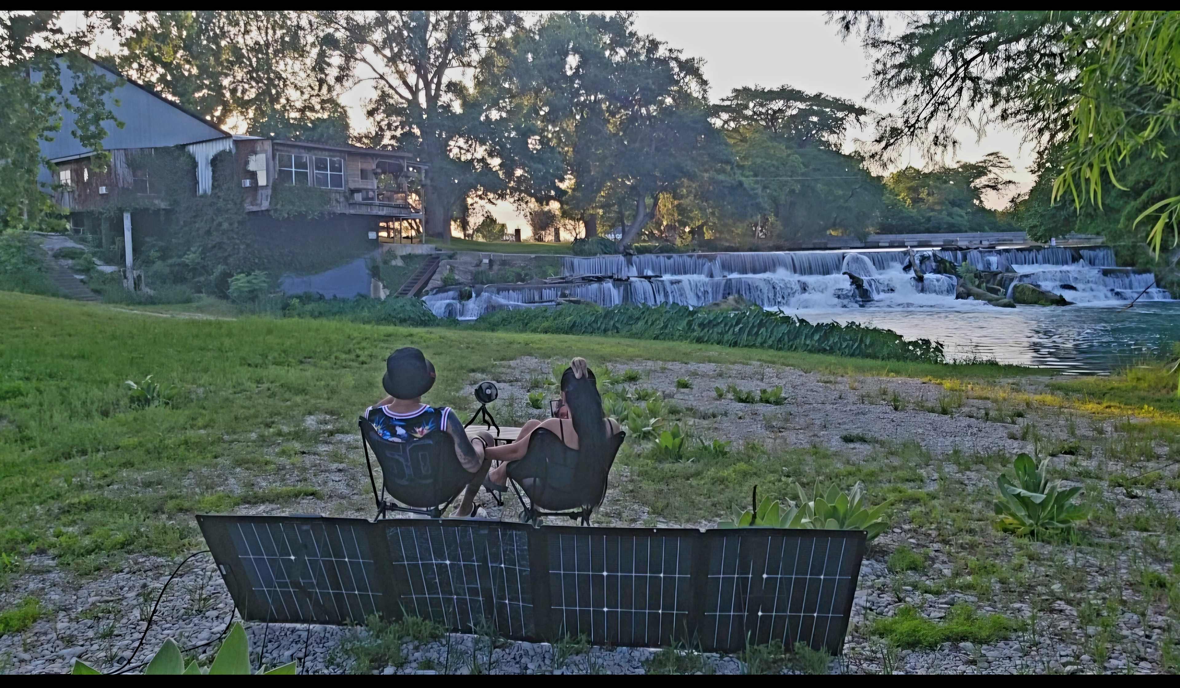 The Best Dam Spot