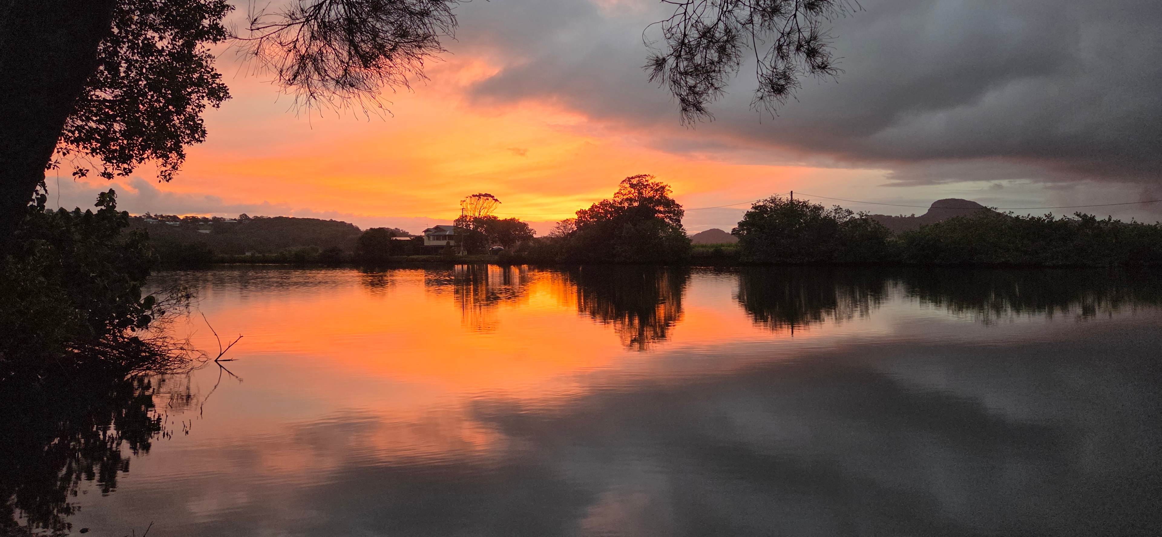 Burtons Riverside Campgrounds