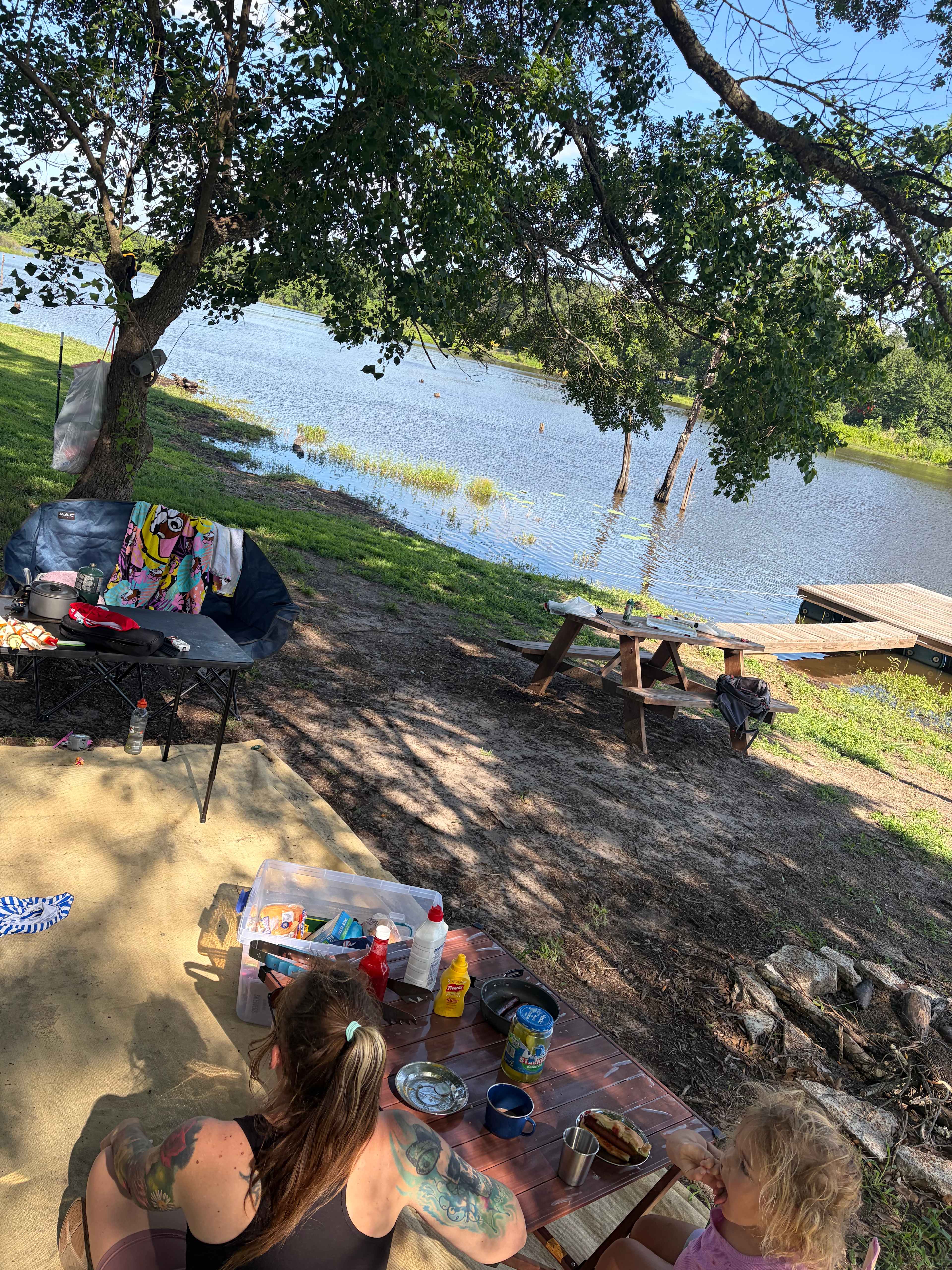CAMP JOY - RV / TENTS CALDWELL, TX