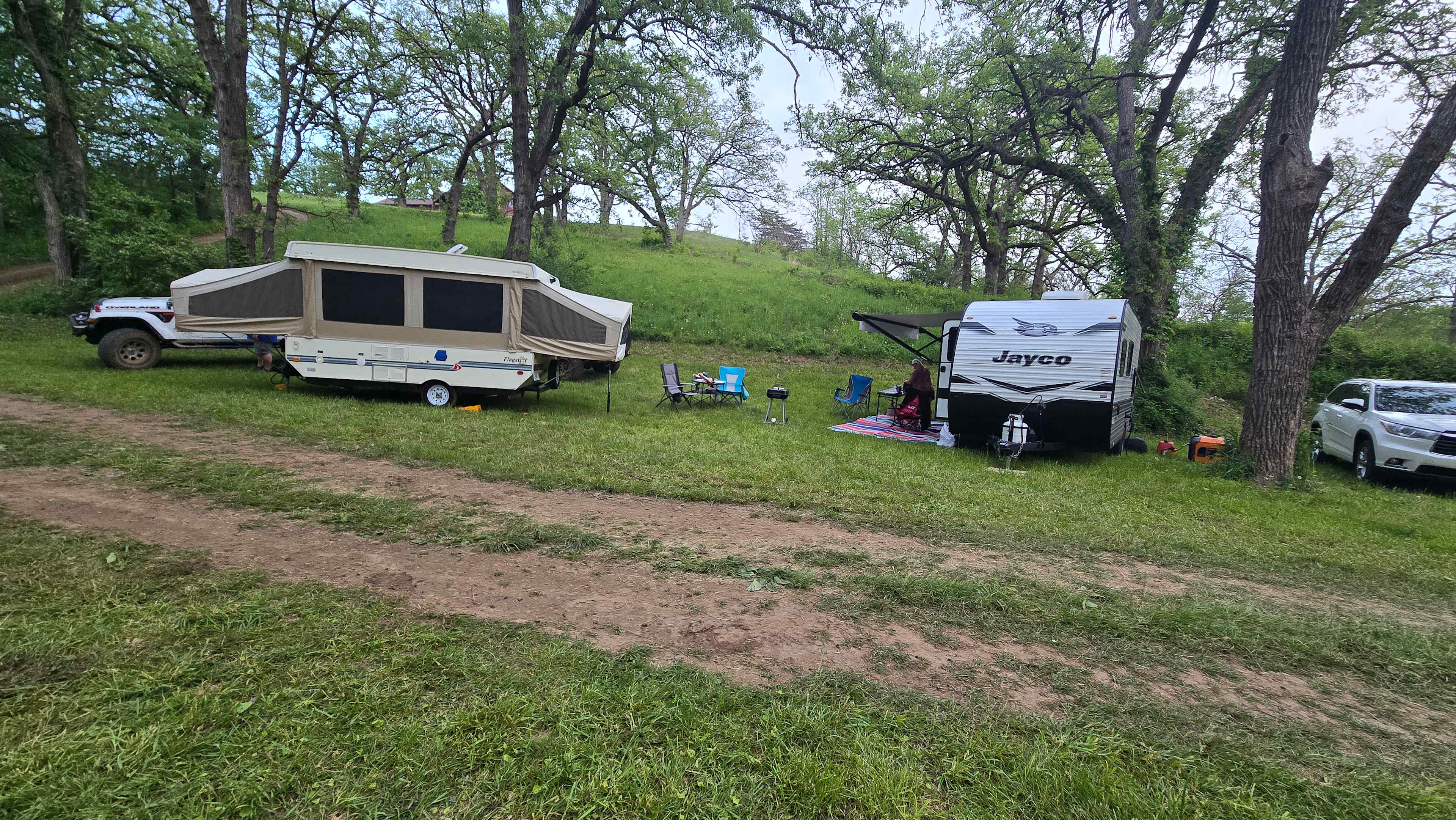 Foley's 4x4 Timber Trail Camping